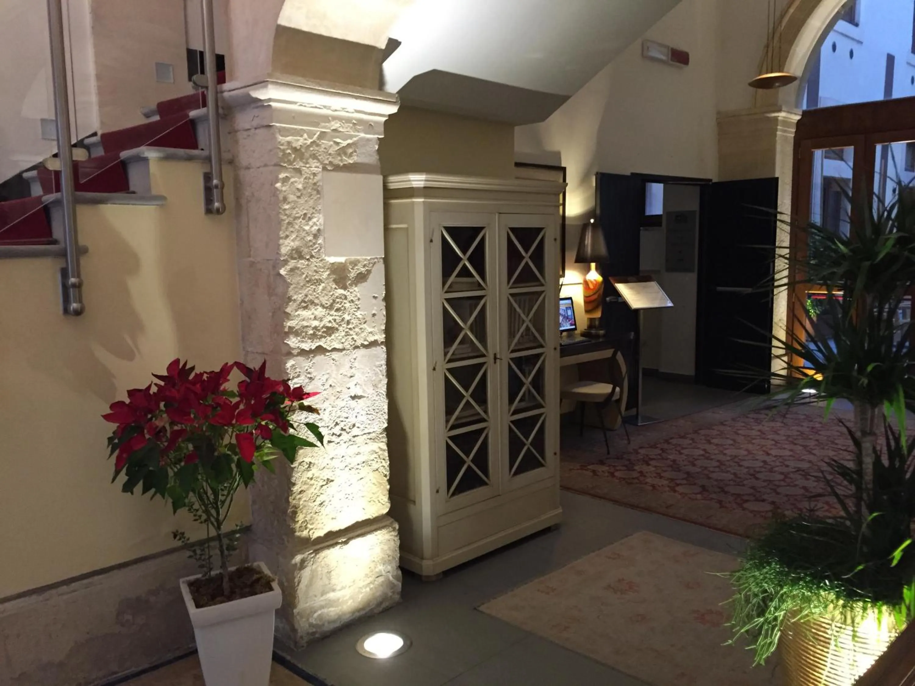 Facade/entrance in Grande Albergo Alfeo