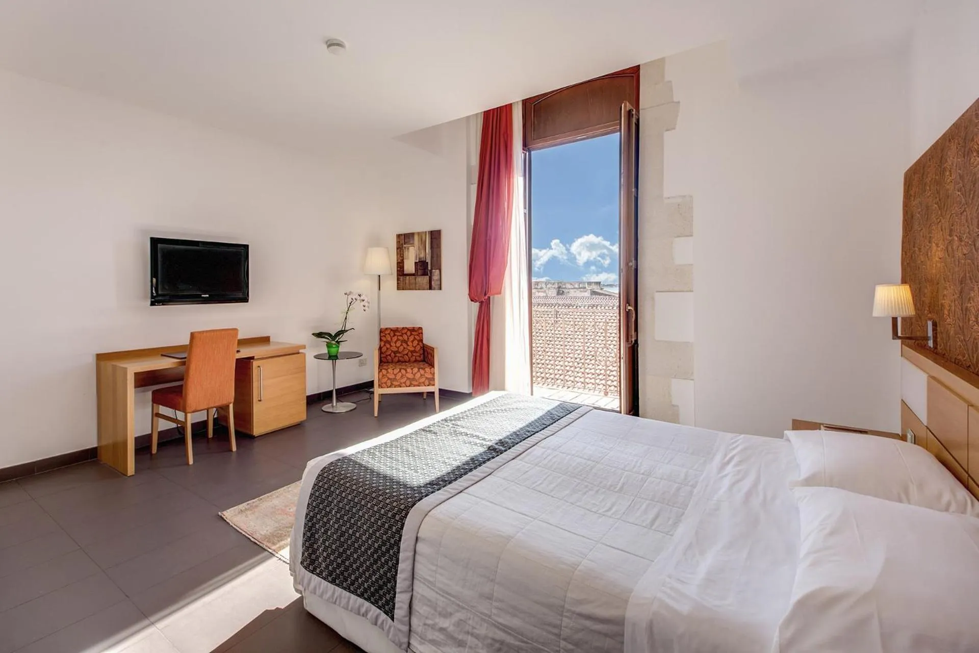 Sea view, Bed in Grande Albergo Alfeo