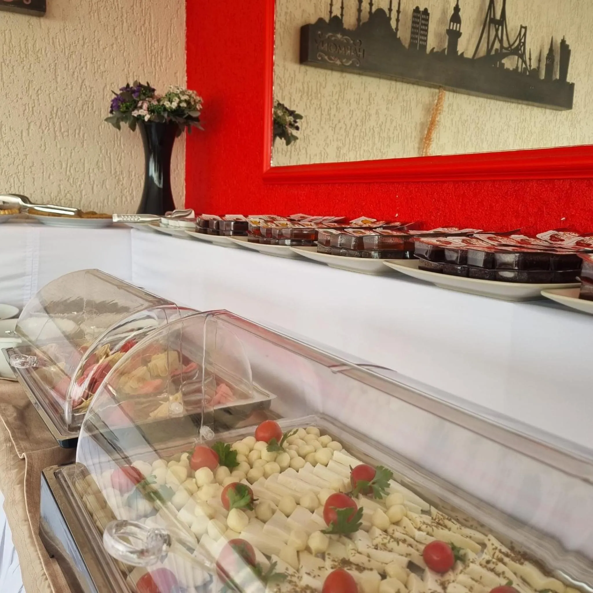 Breakfast in Harmony Hotel Istanbul & SPA