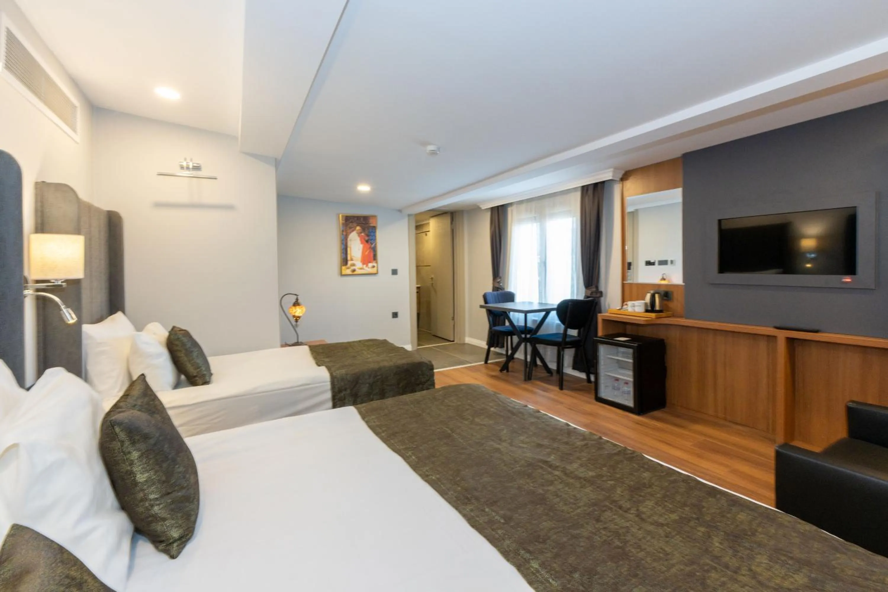 Photo of the whole room, Bed in Harmony Hotel Istanbul & SPA