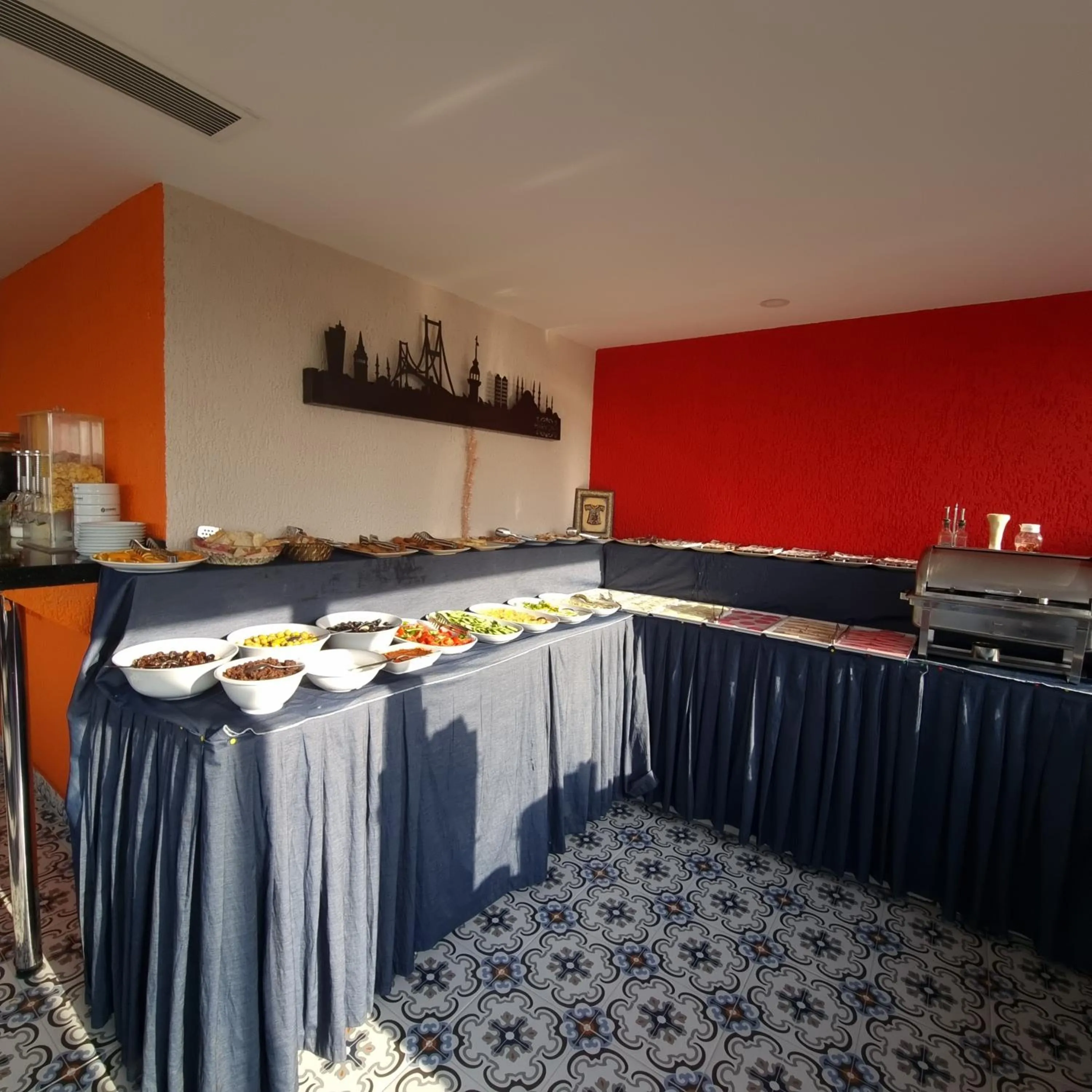 Breakfast in Harmony Hotel Istanbul & SPA