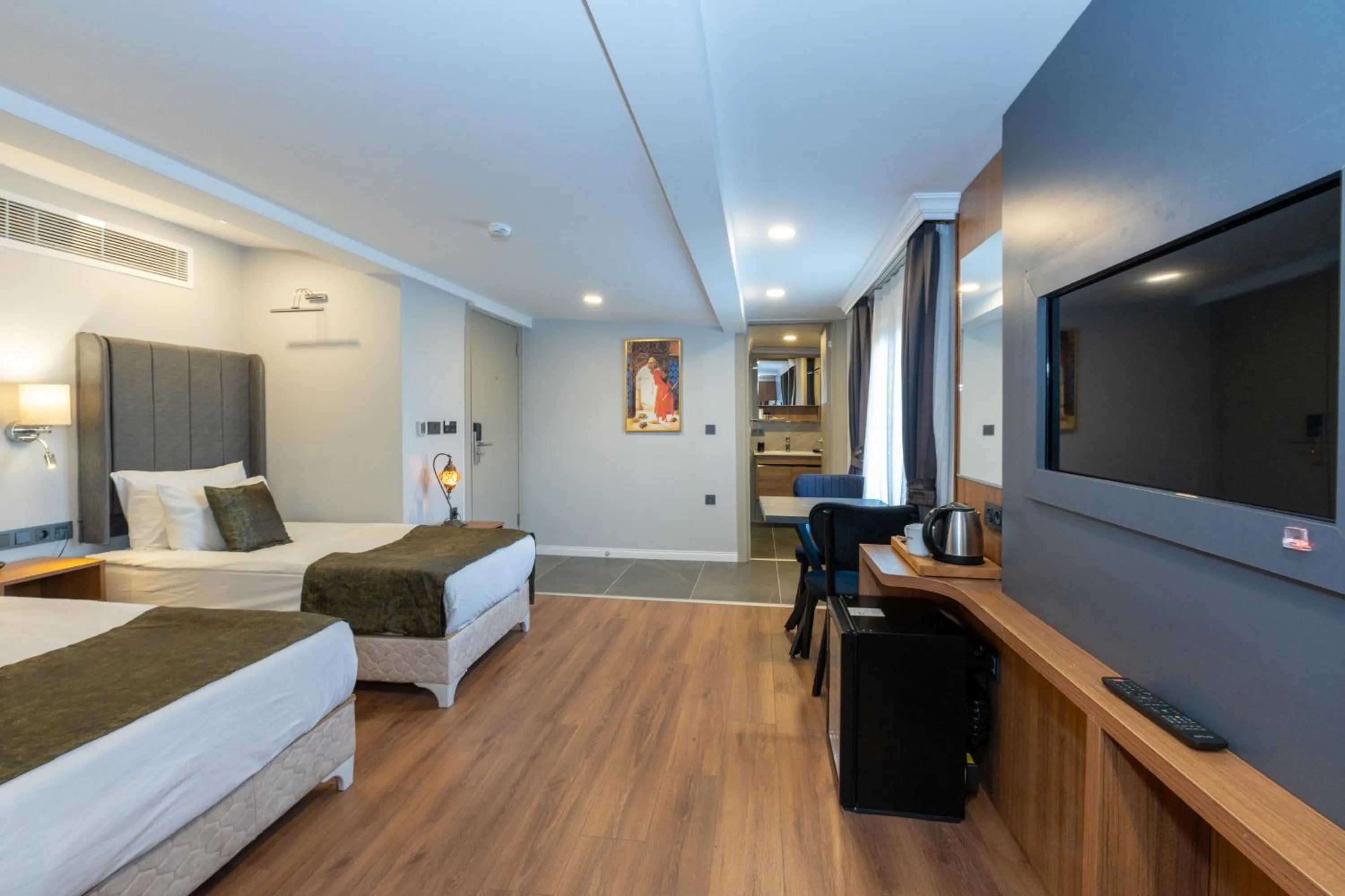 Photo of the whole room, Bed in Harmony Hotel Istanbul & SPA