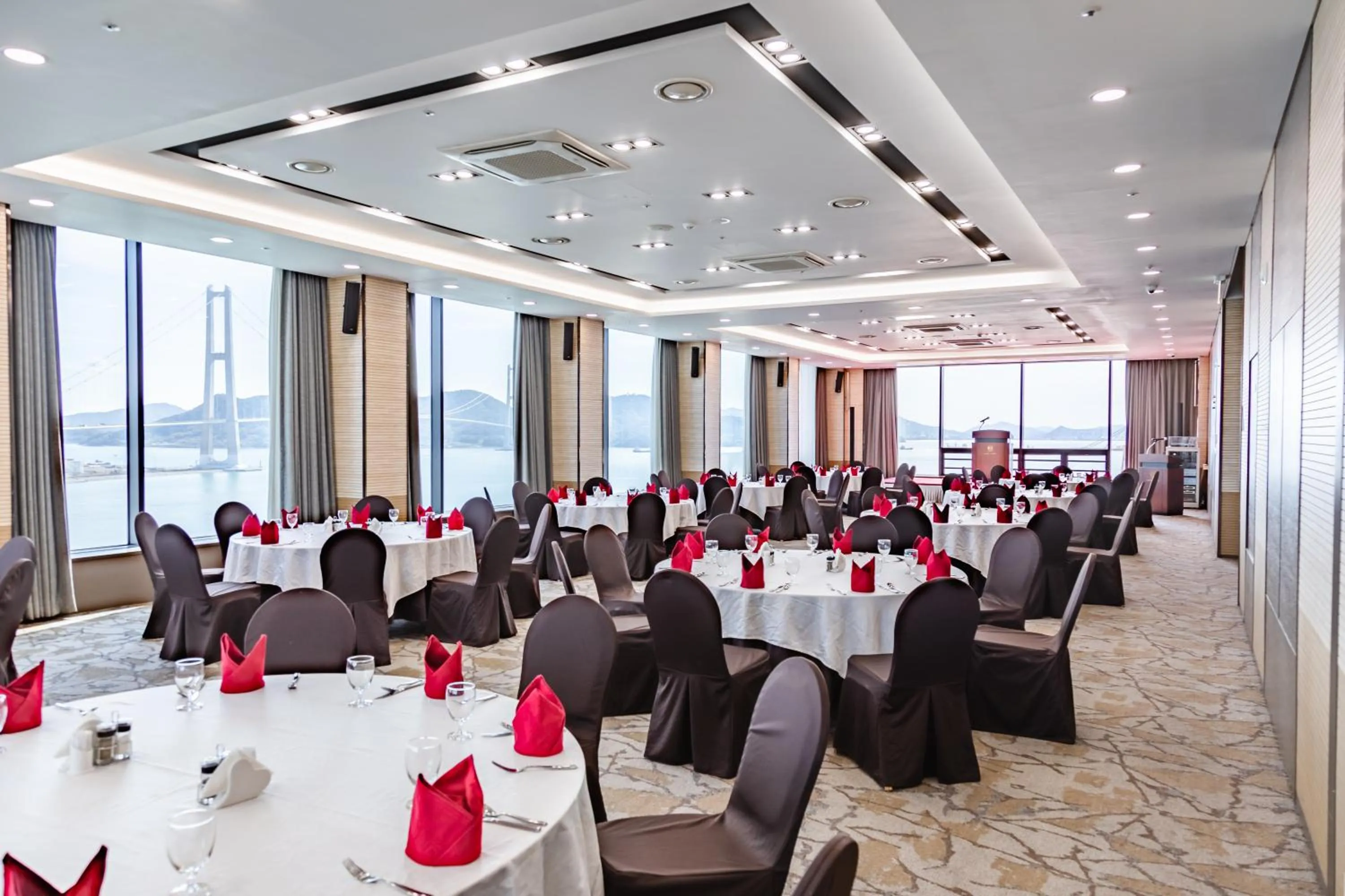 Banquet/Function facilities in Gwangyang Lacky Hotel