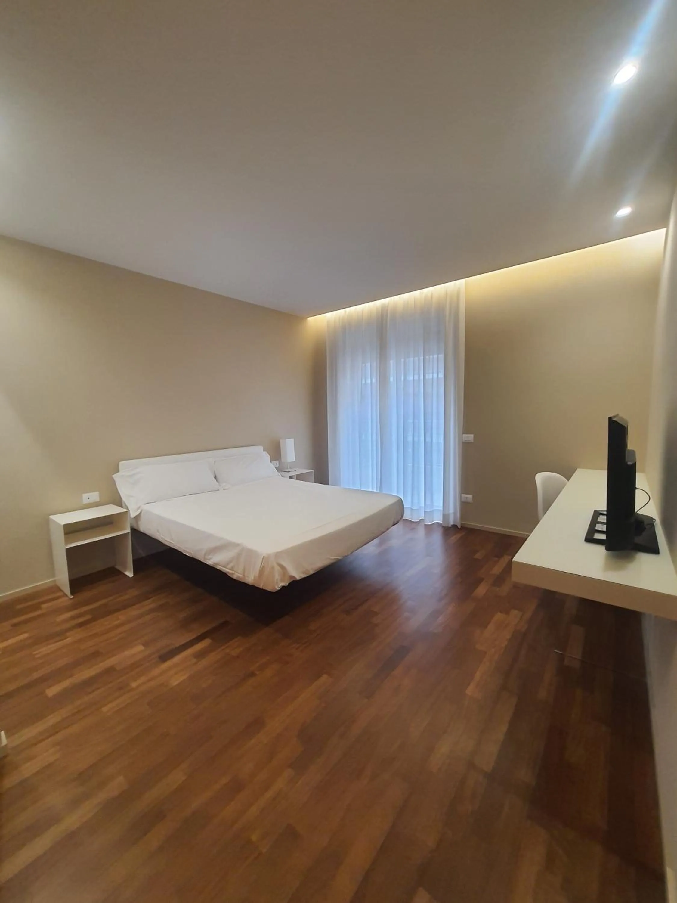 Bedroom, Bed in Home 15 Residence Hotel