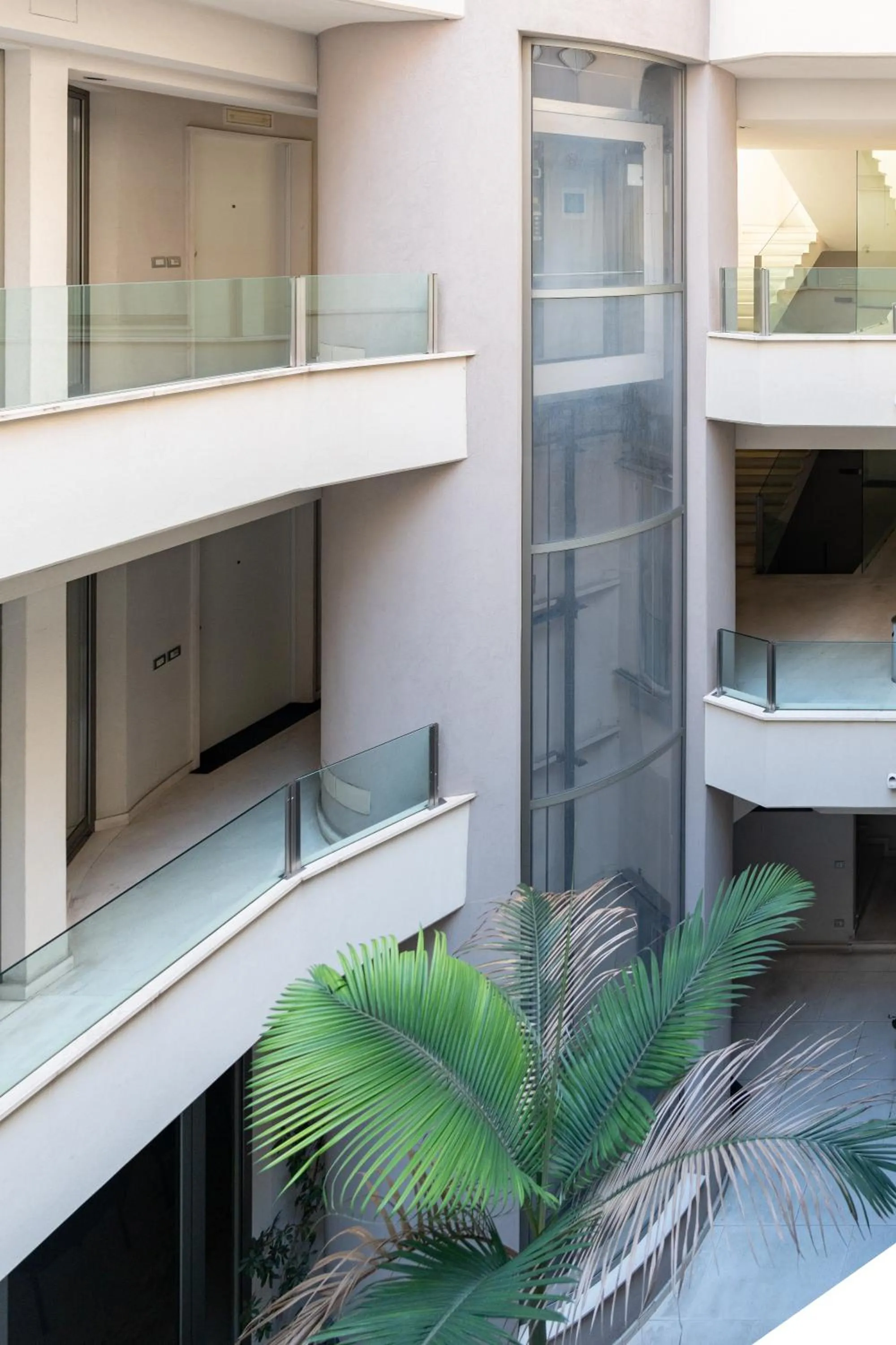 elevator in Home 15 Residence Hotel