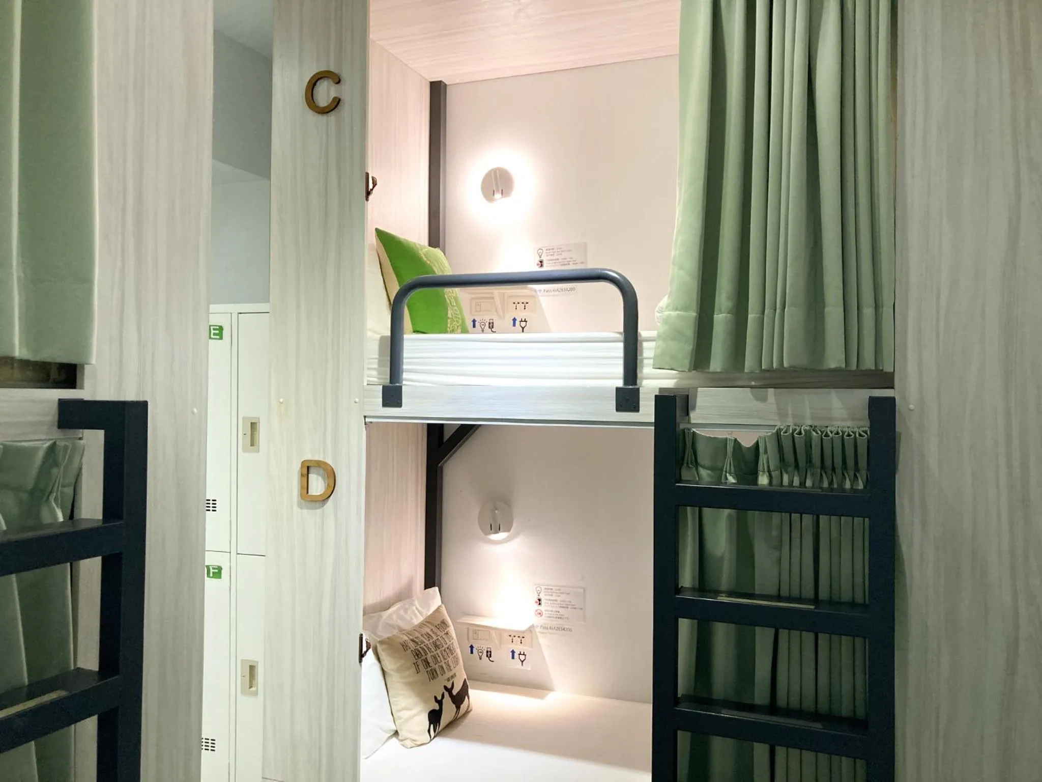 Photo of the whole room, Bed in 4Plus Hostel