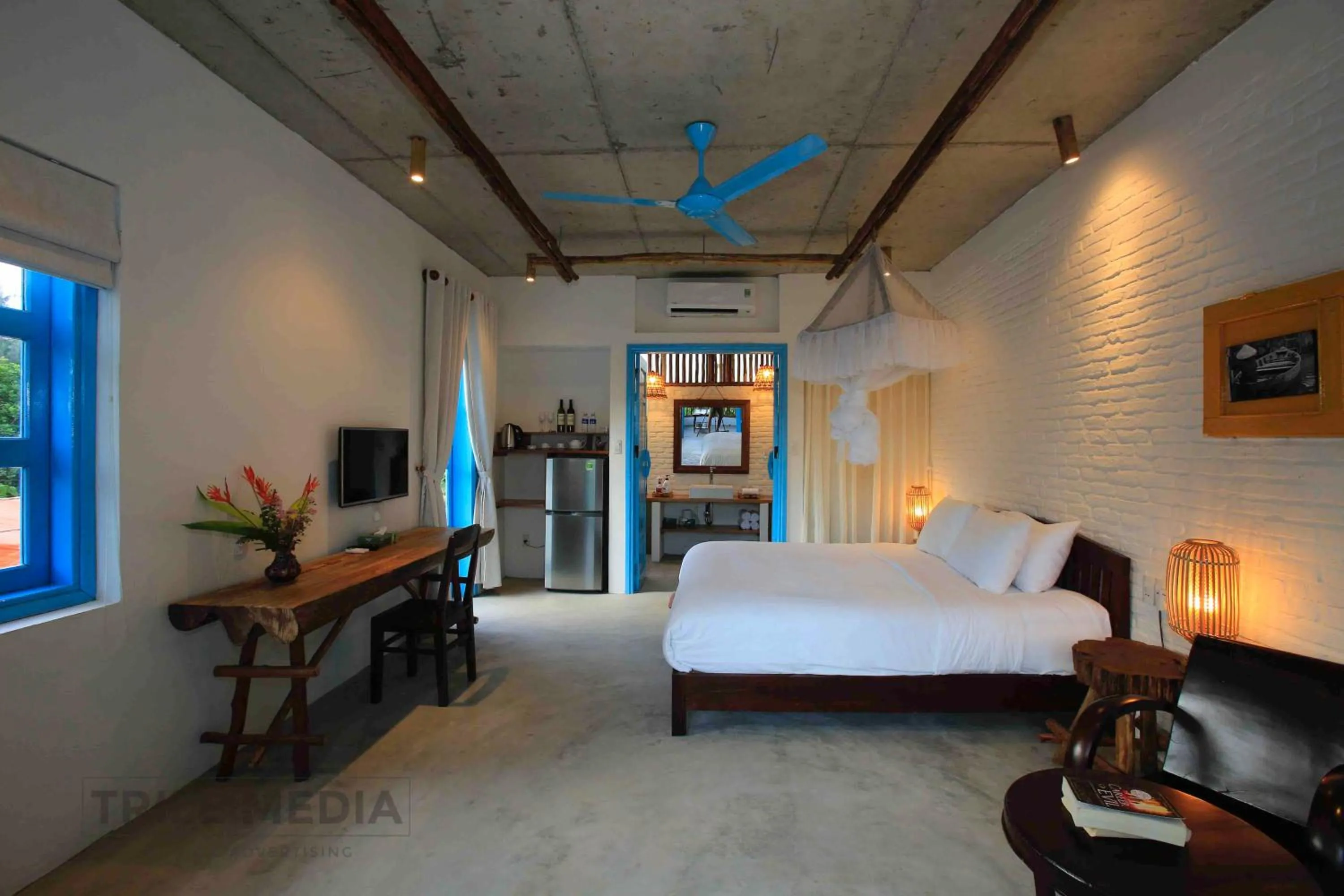 Day, Bed in Life Beach Villa