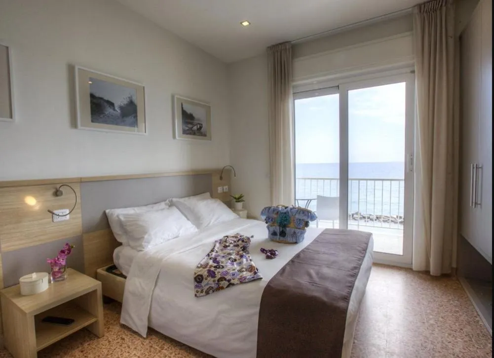 Bed in Hotel La Baia