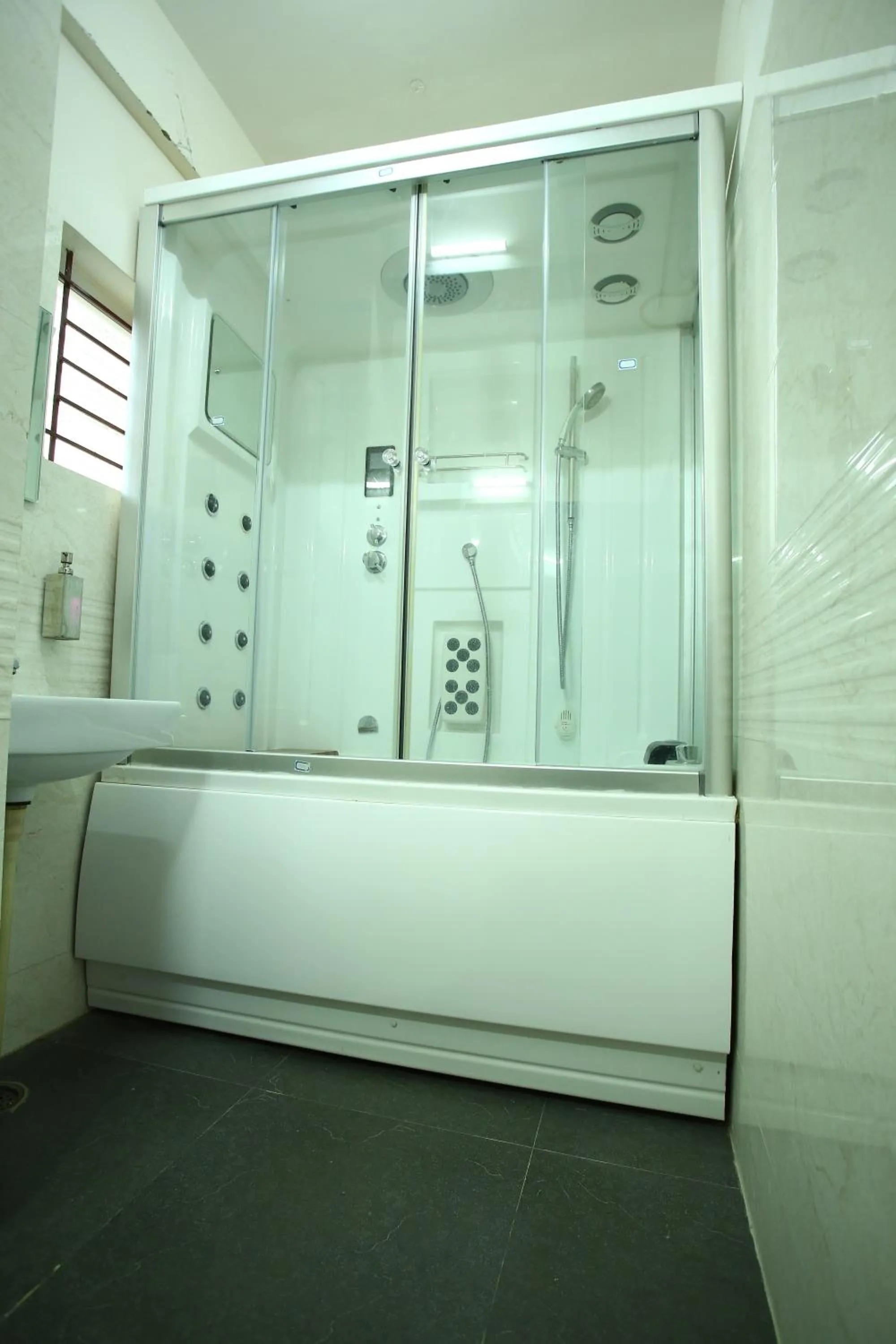 Shower in Hotel RR International