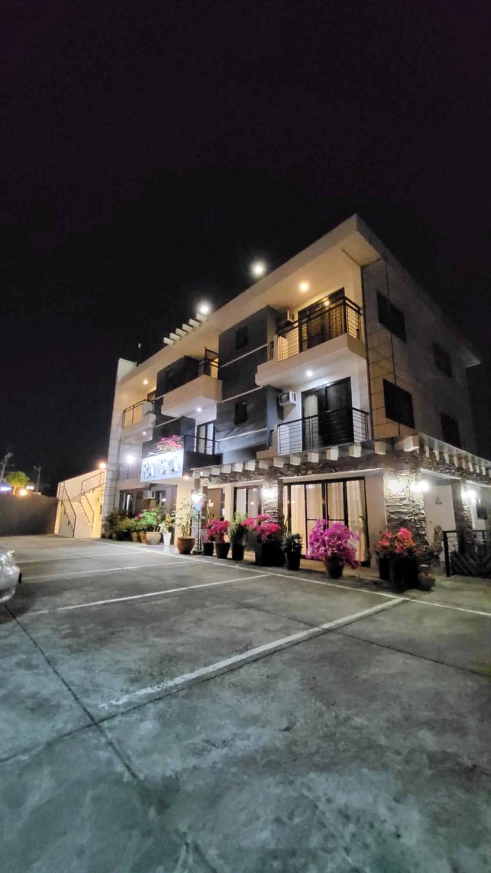 Balcony/Terrace in Rangya Hotel