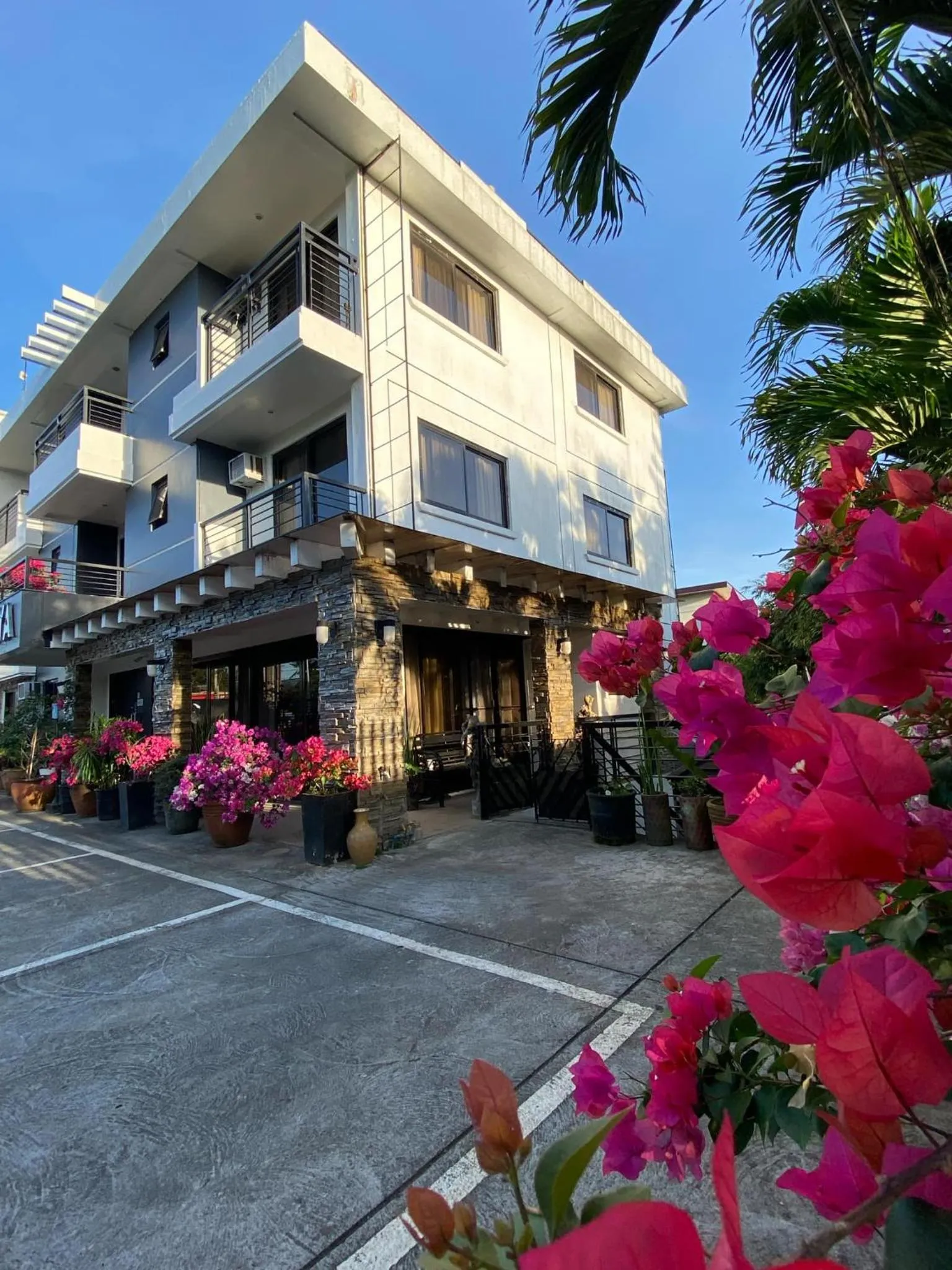 Garden in Rangya Hotel