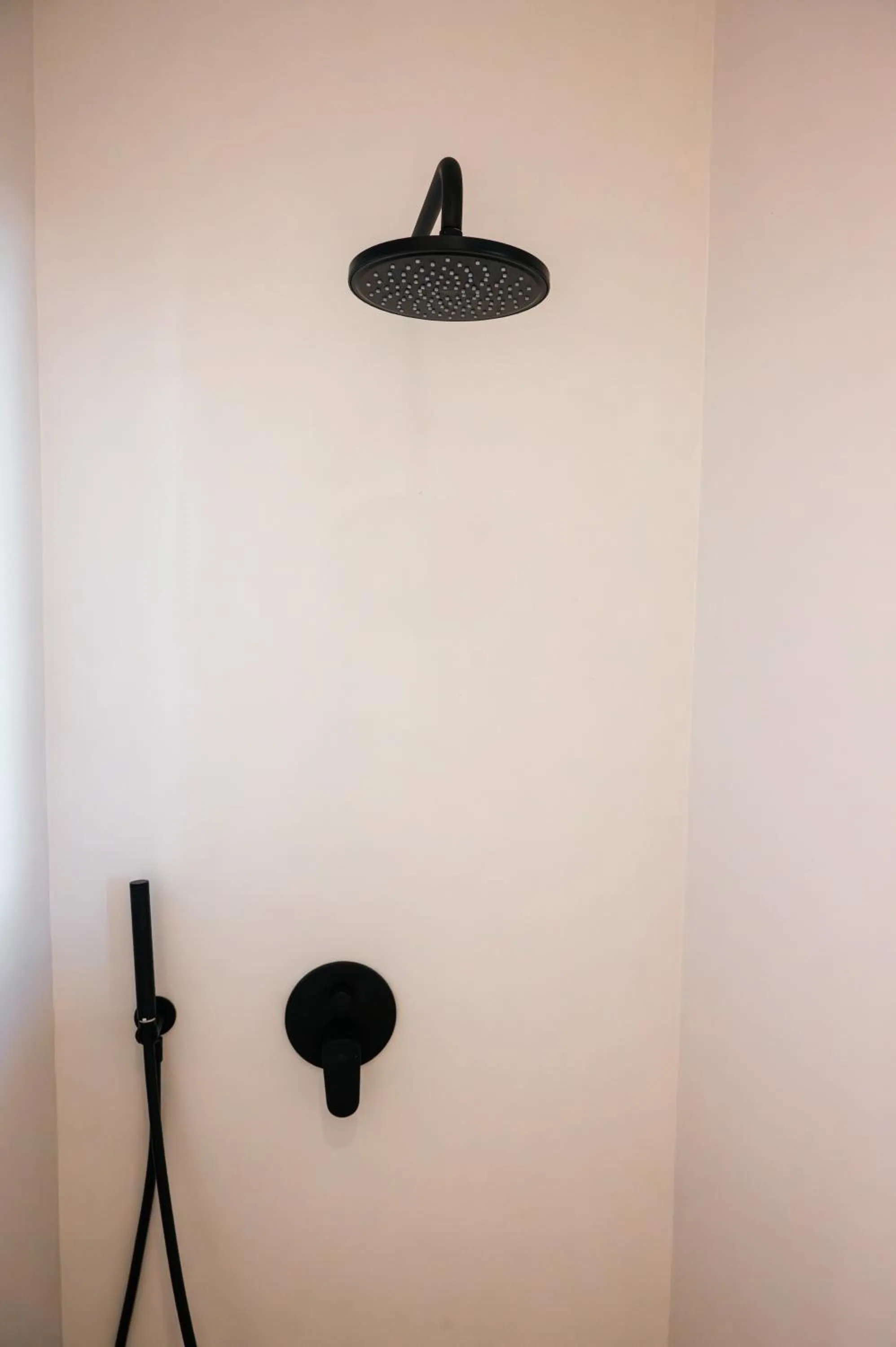 Shower in Villa Libertad