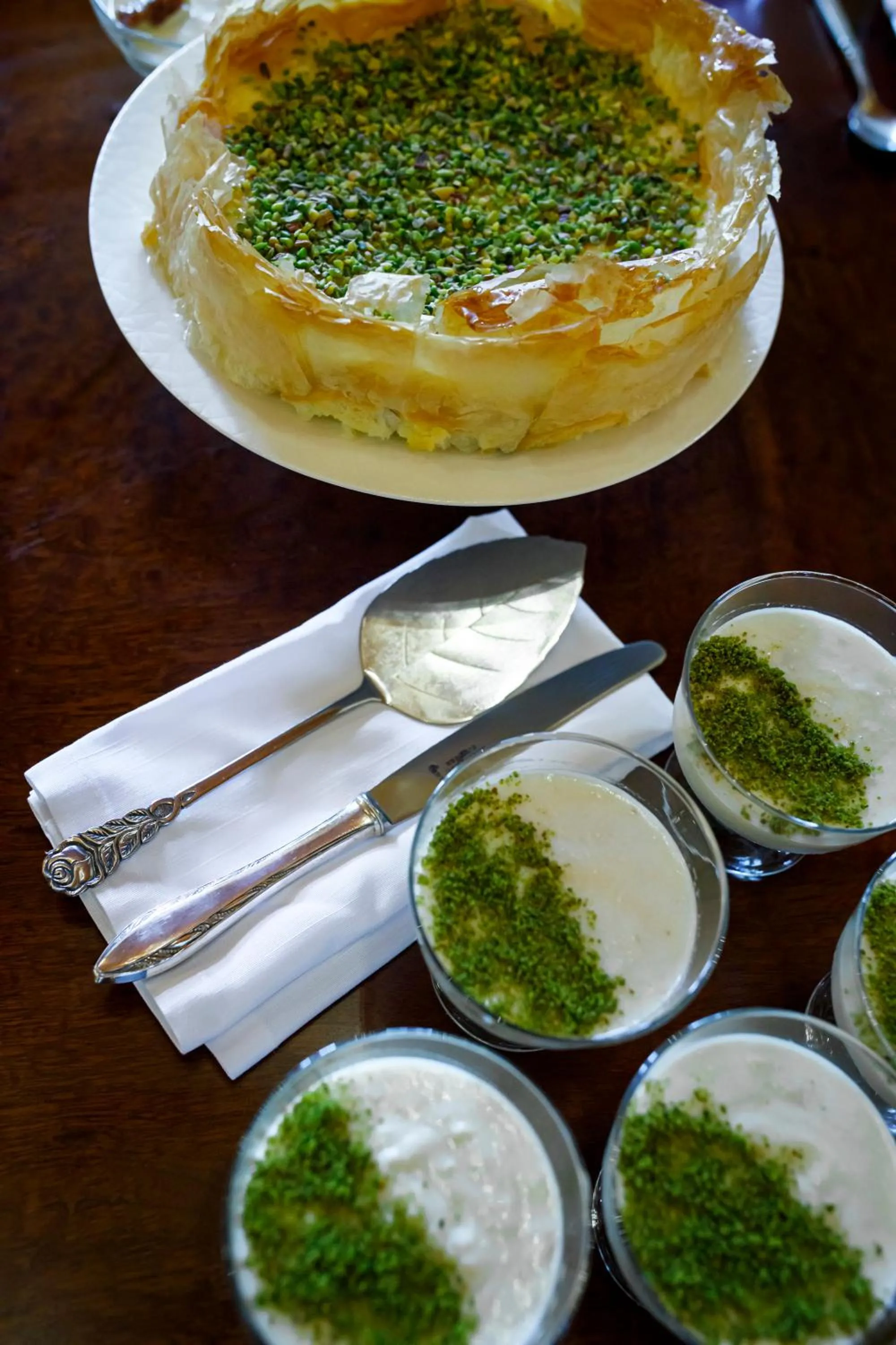 Restaurant/places to eat in Hotel Bosnali