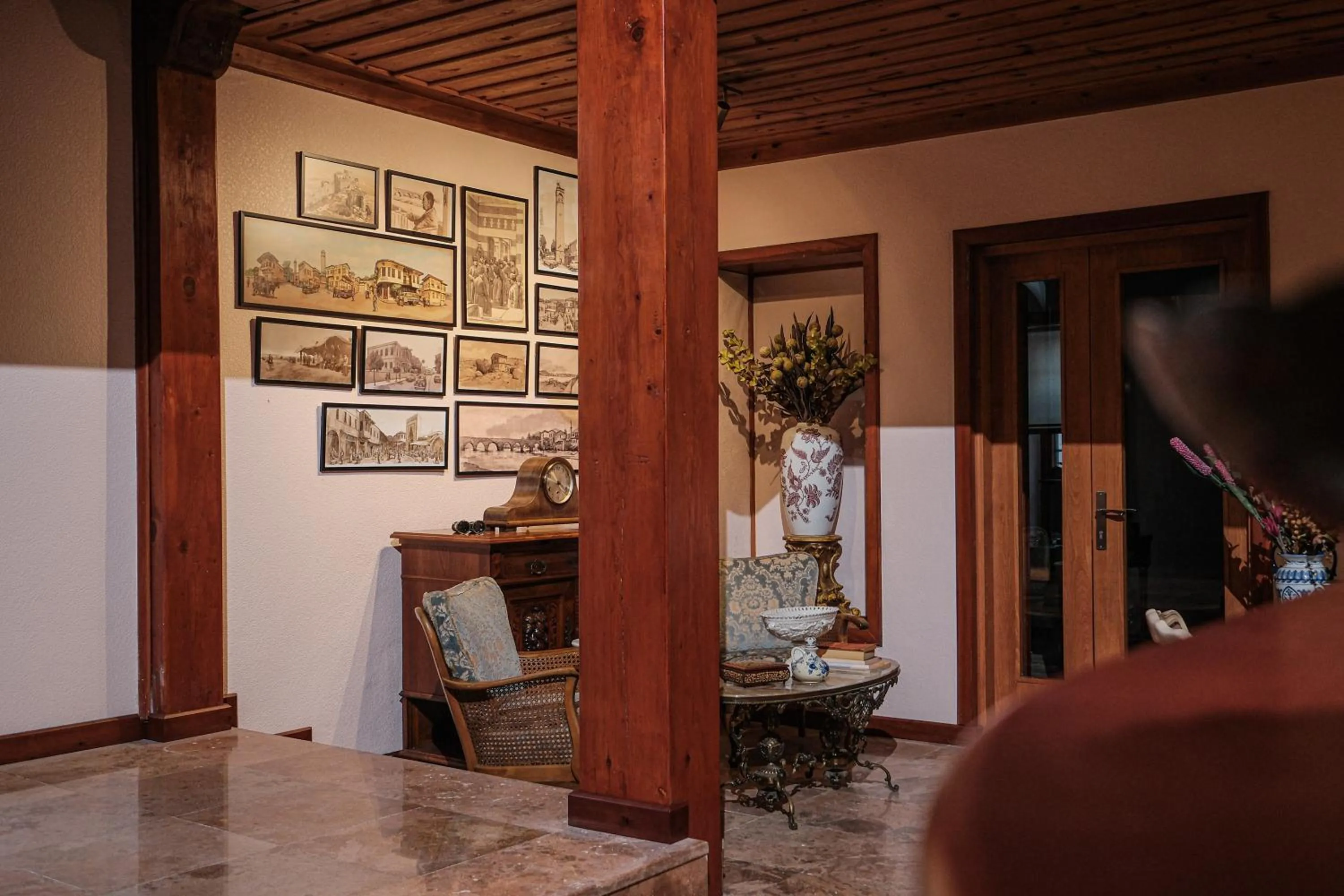 Seating area in Hotel Bosnali
