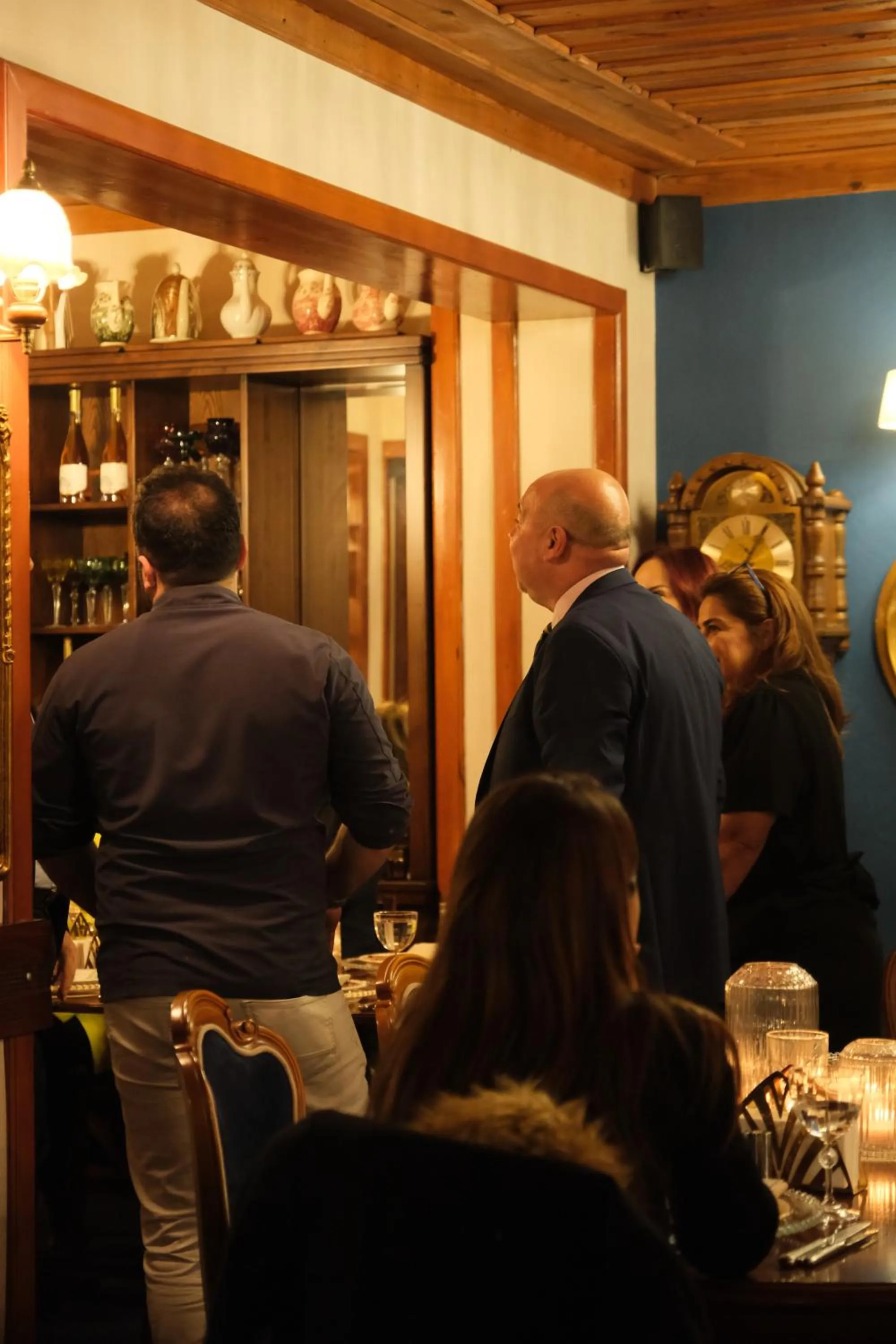 People in Hotel Bosnali