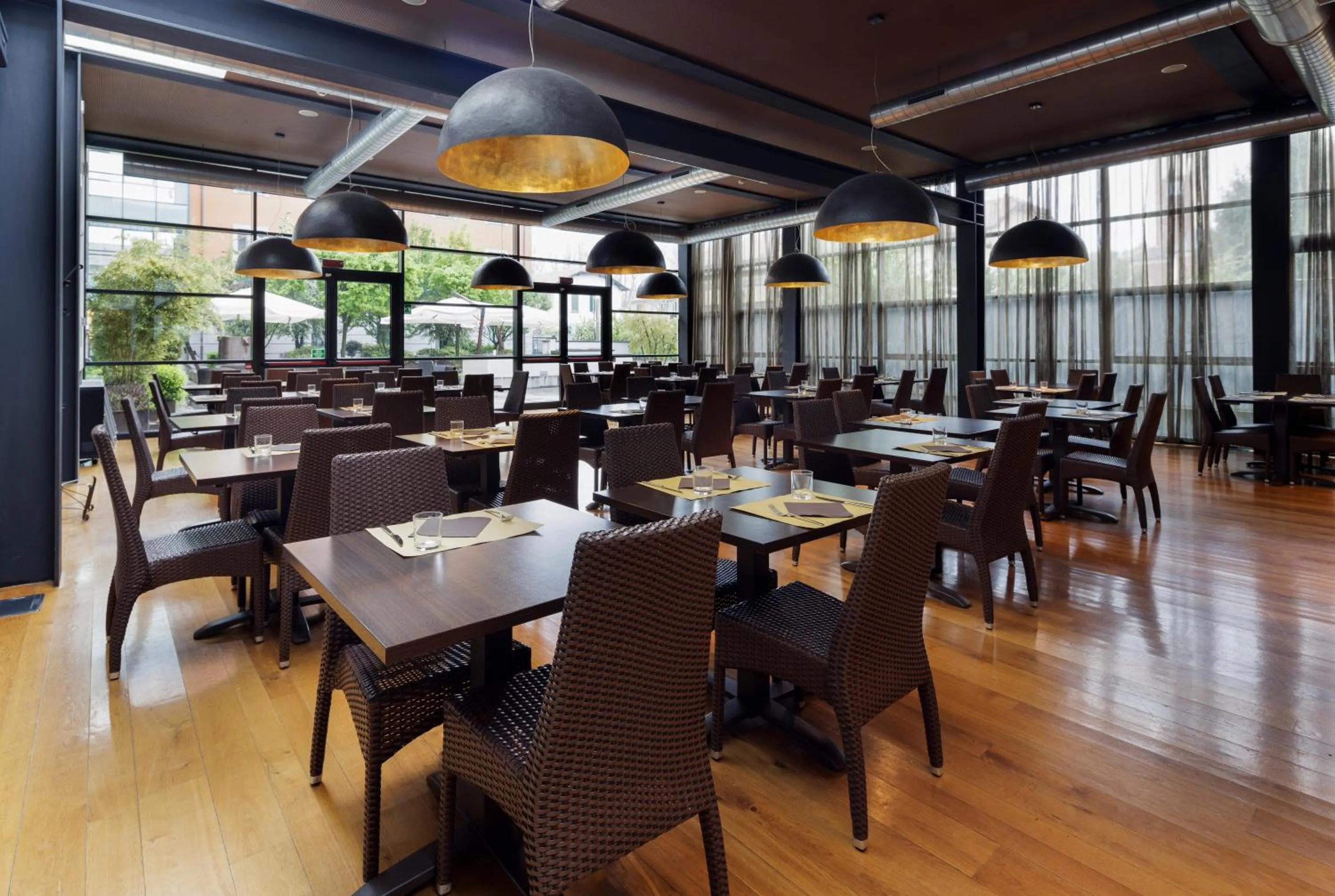 Restaurant/places to eat in Best Western Falck Village Milano Sesto