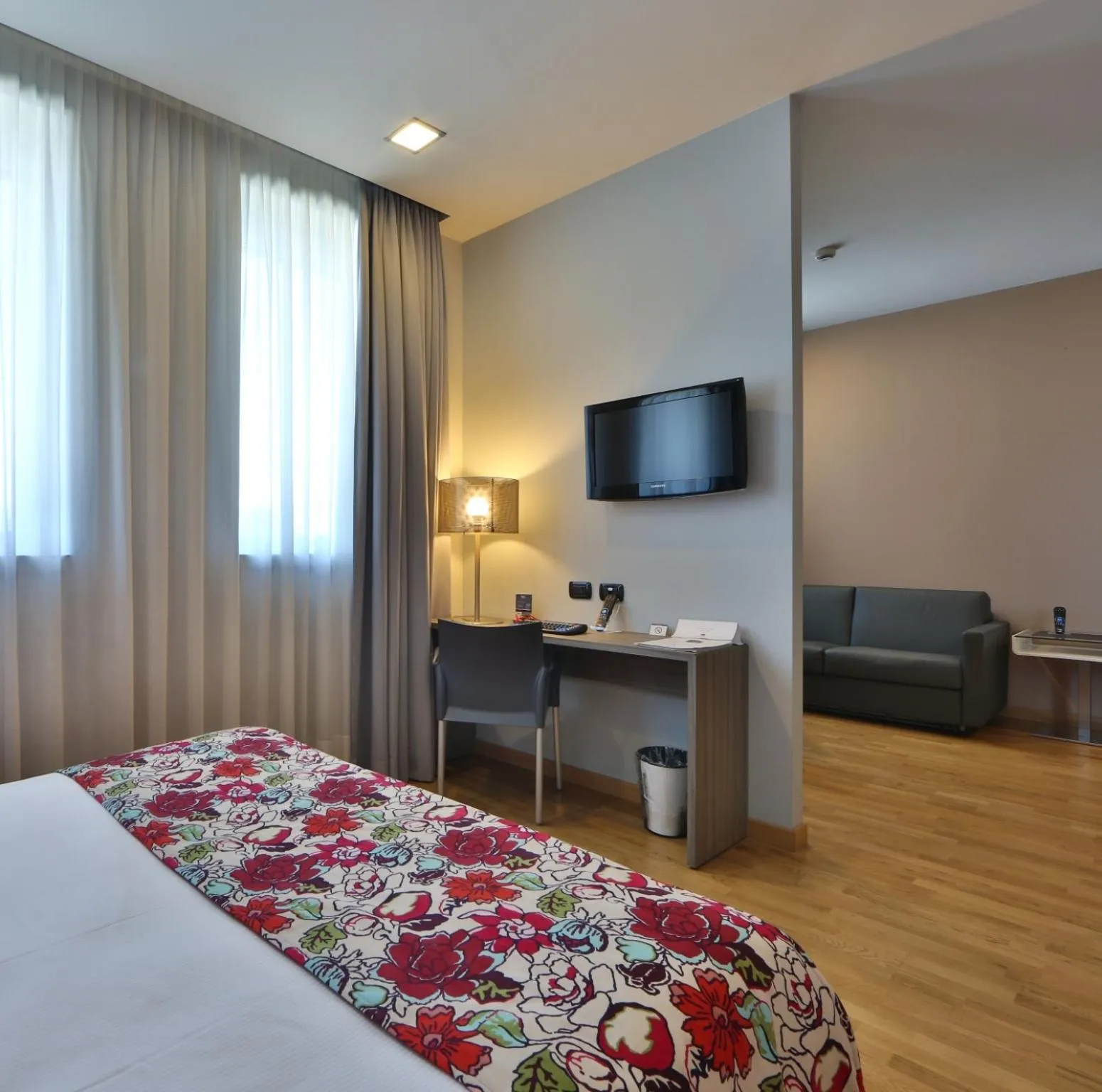 TV and multimedia, Bed in Best Western Falck Village Milano Sesto