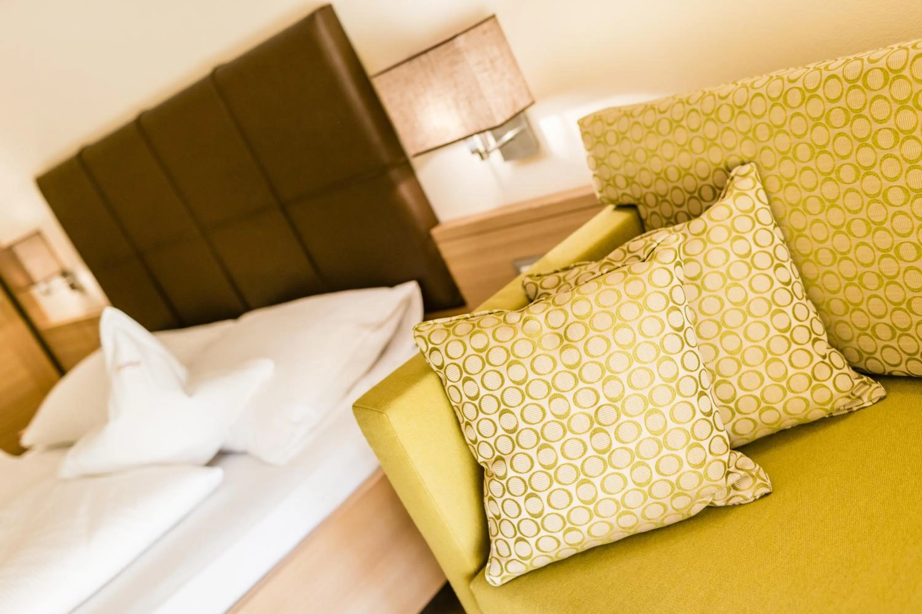 Decorative detail, Bed in Astor Hotel