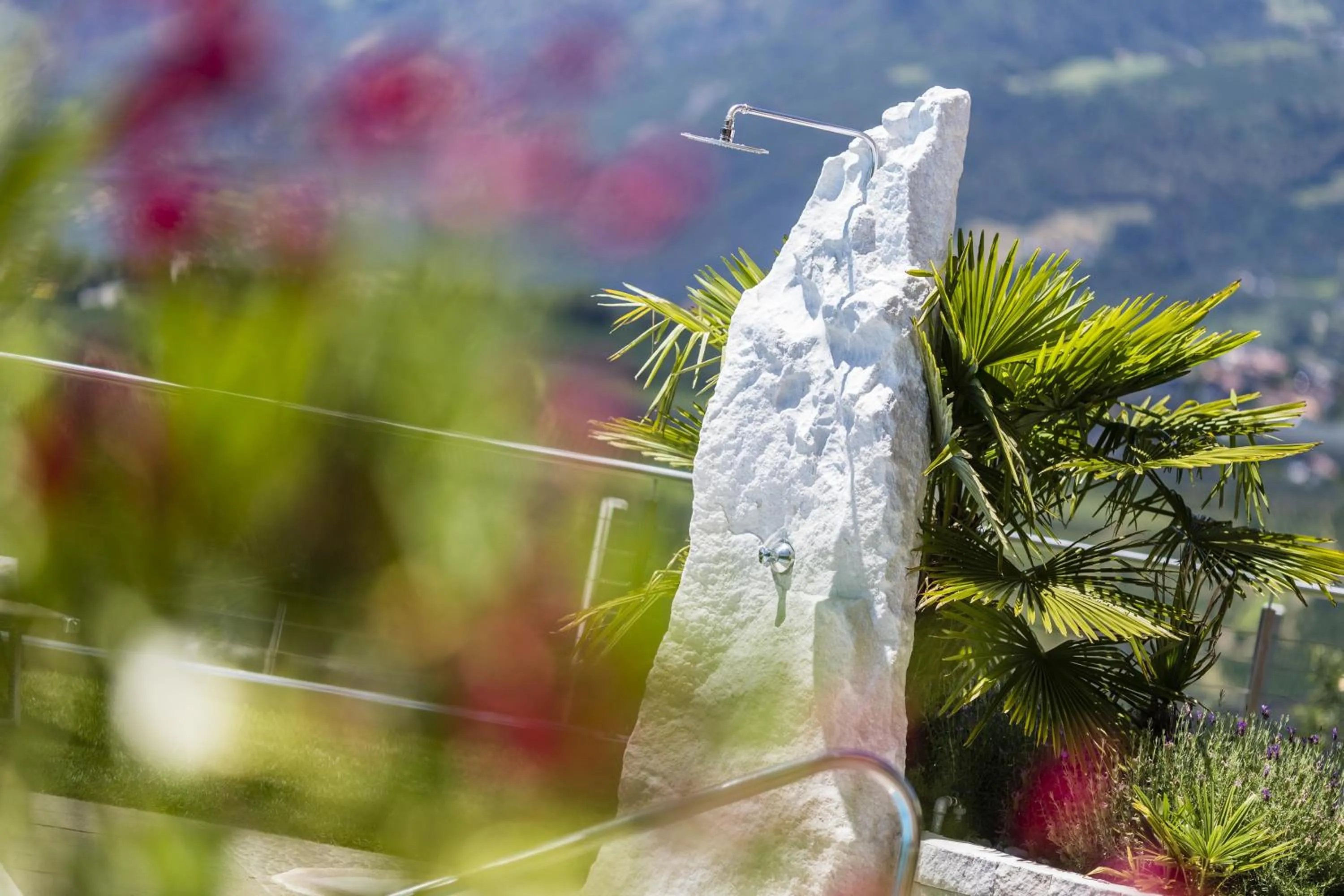 Shower in Astor Hotel