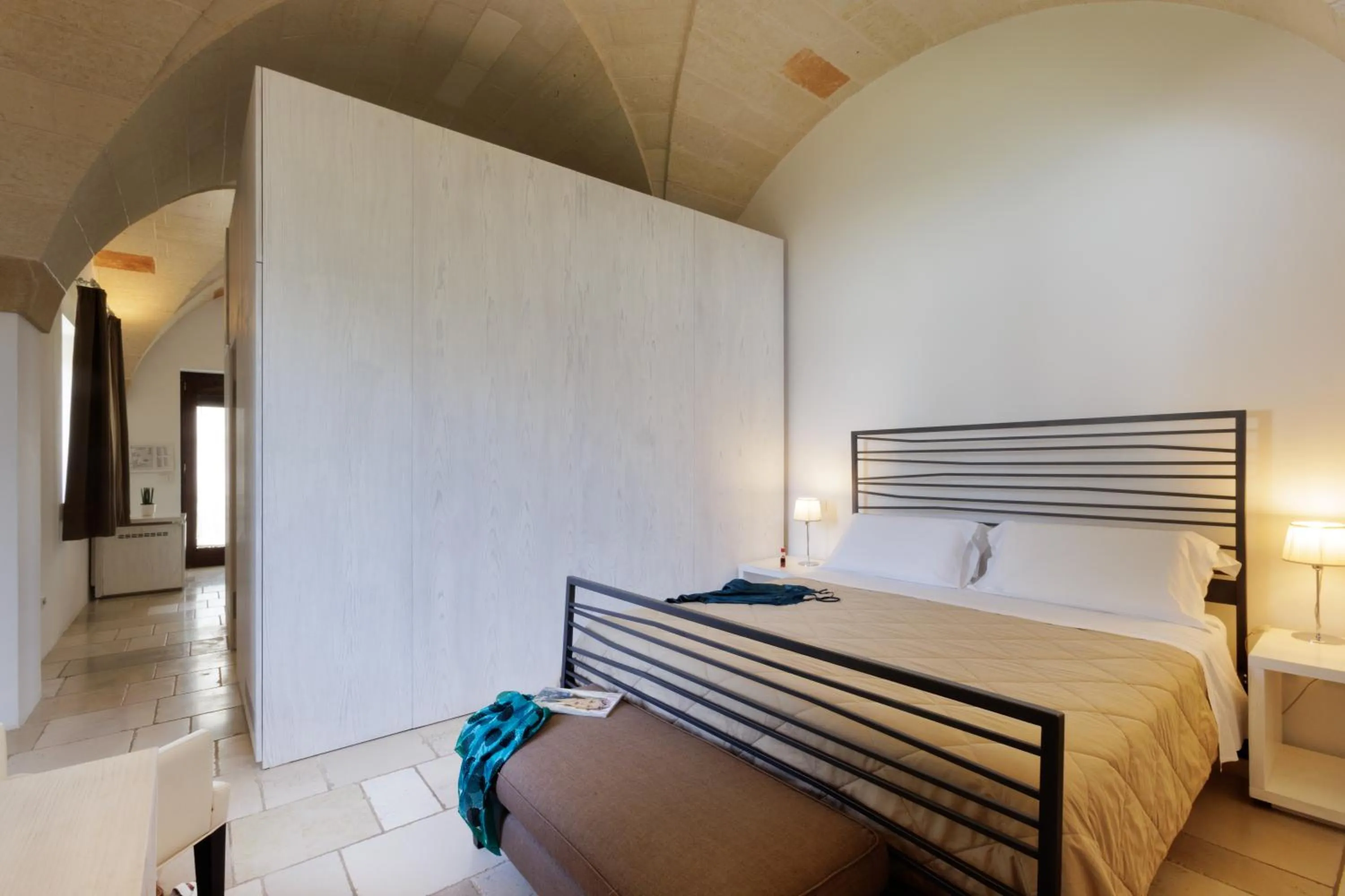 Bed in Masseria Corda Di Lana Hotel & Resort