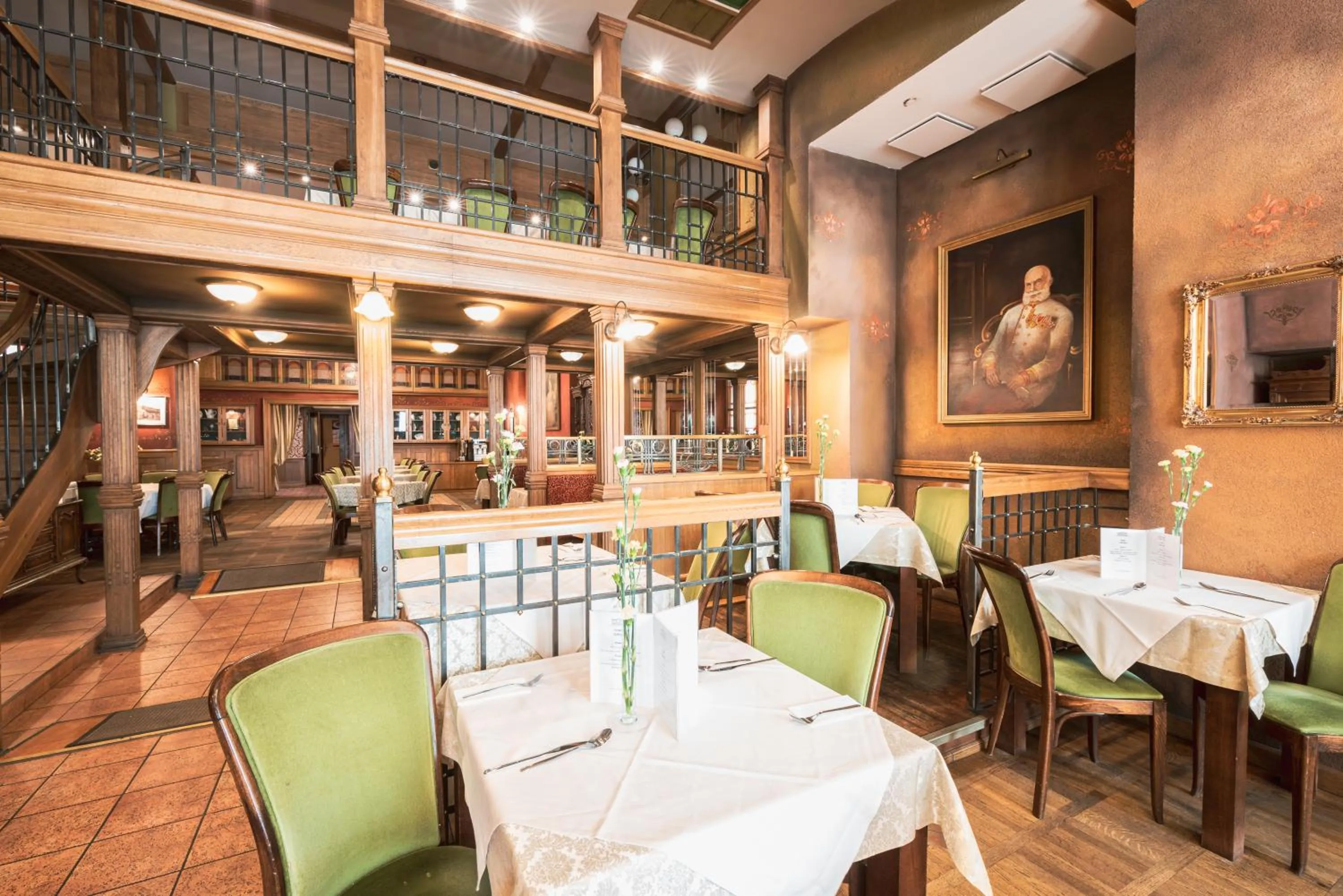 Restaurant/places to eat in Hotel Polonia Centrum