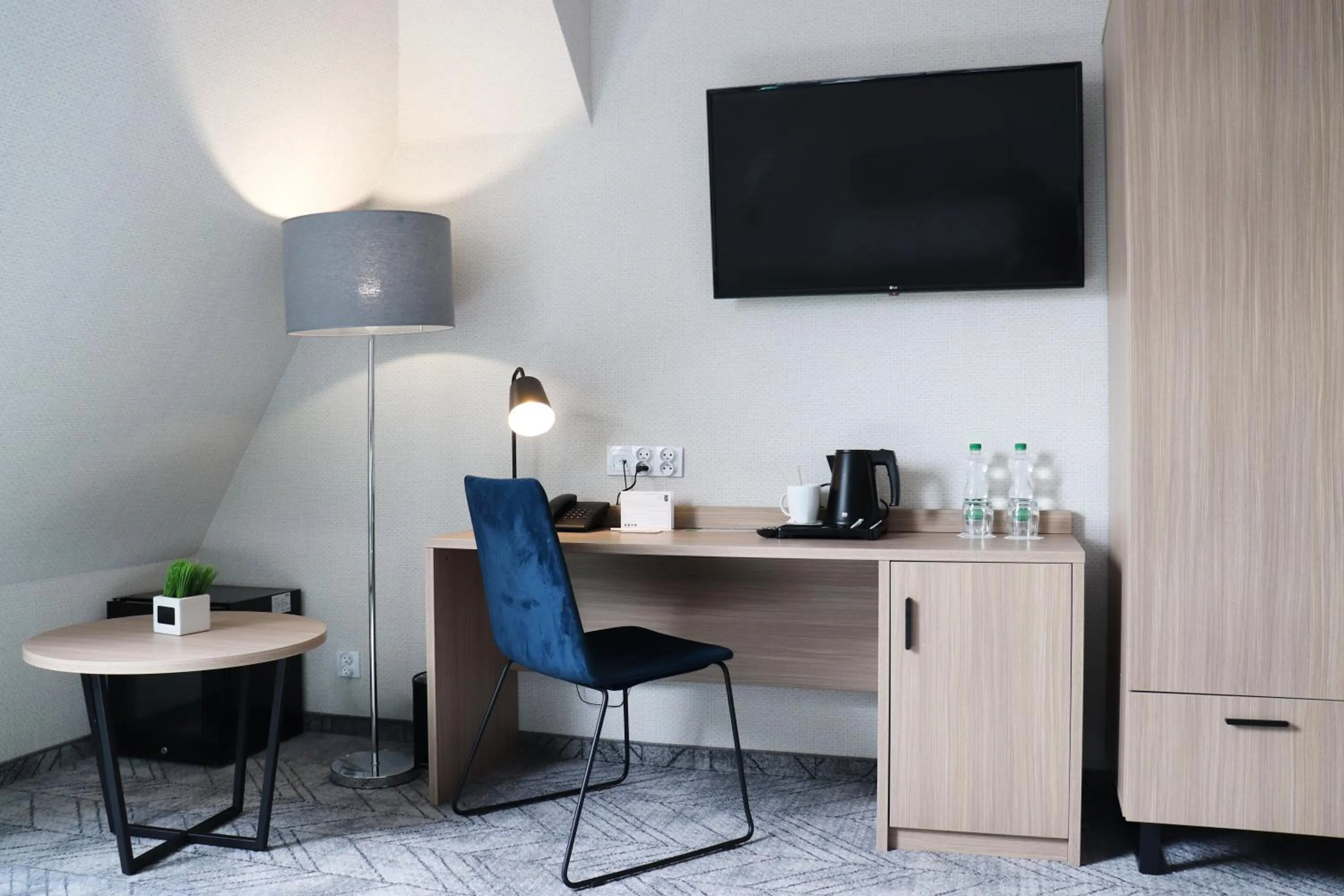 TV and multimedia in Hotel Polonia Centrum