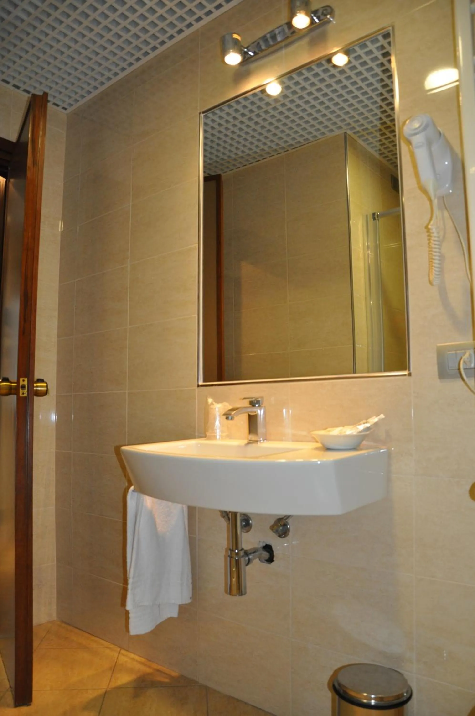 Bathroom in Nuovo Albergo Italia
