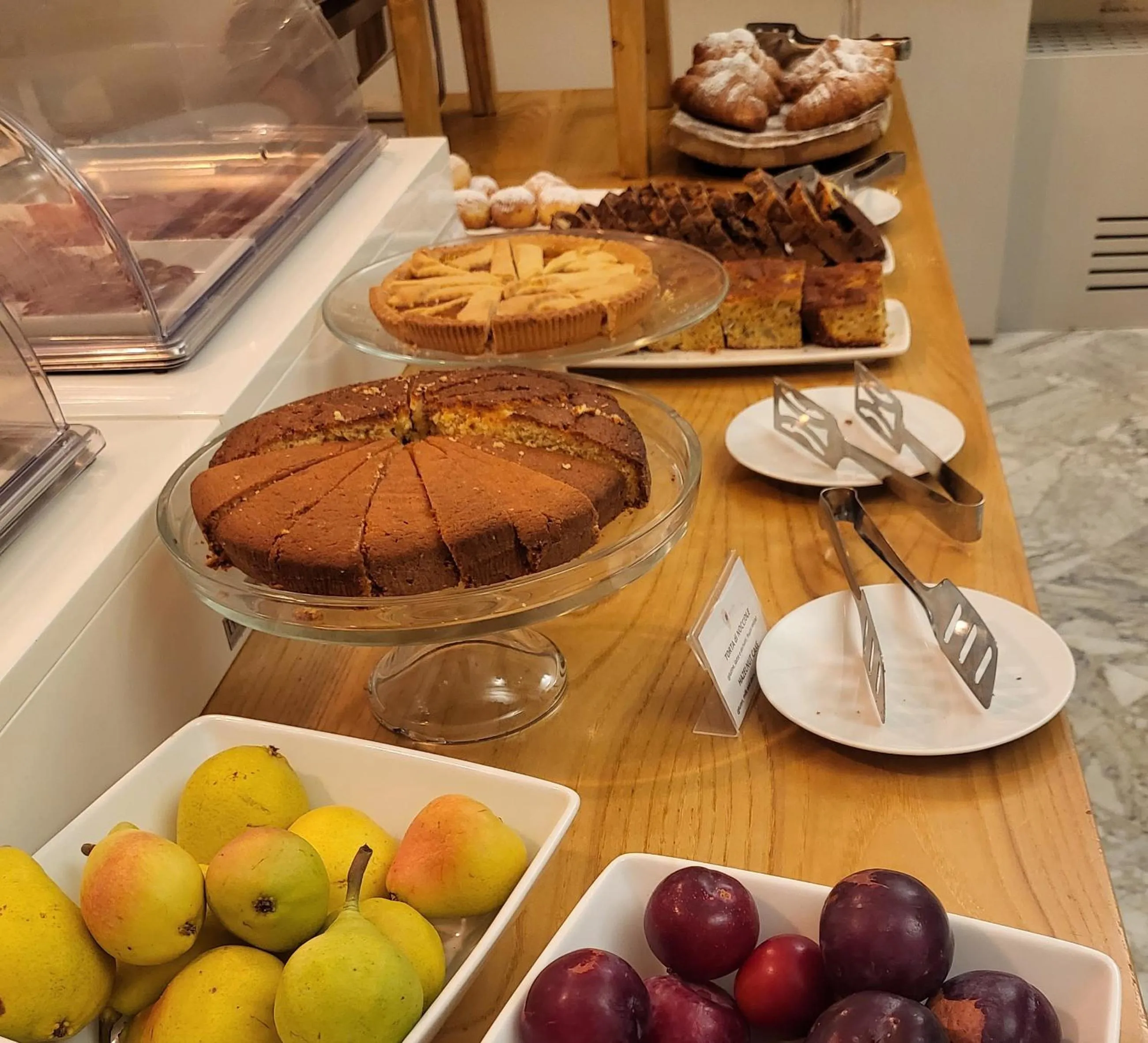 Buffet breakfast in Alli Due Buoi Rossi