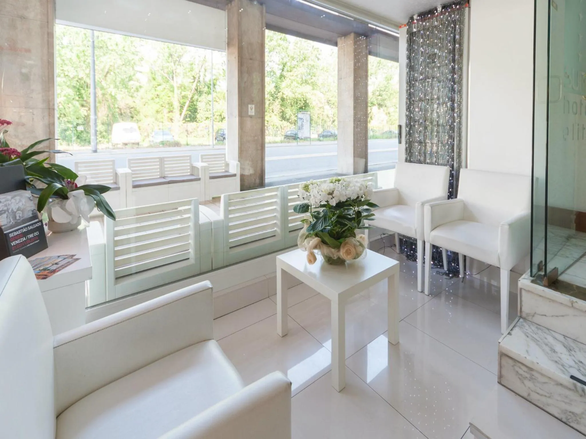 Lobby or reception in Suite Hotel Elite