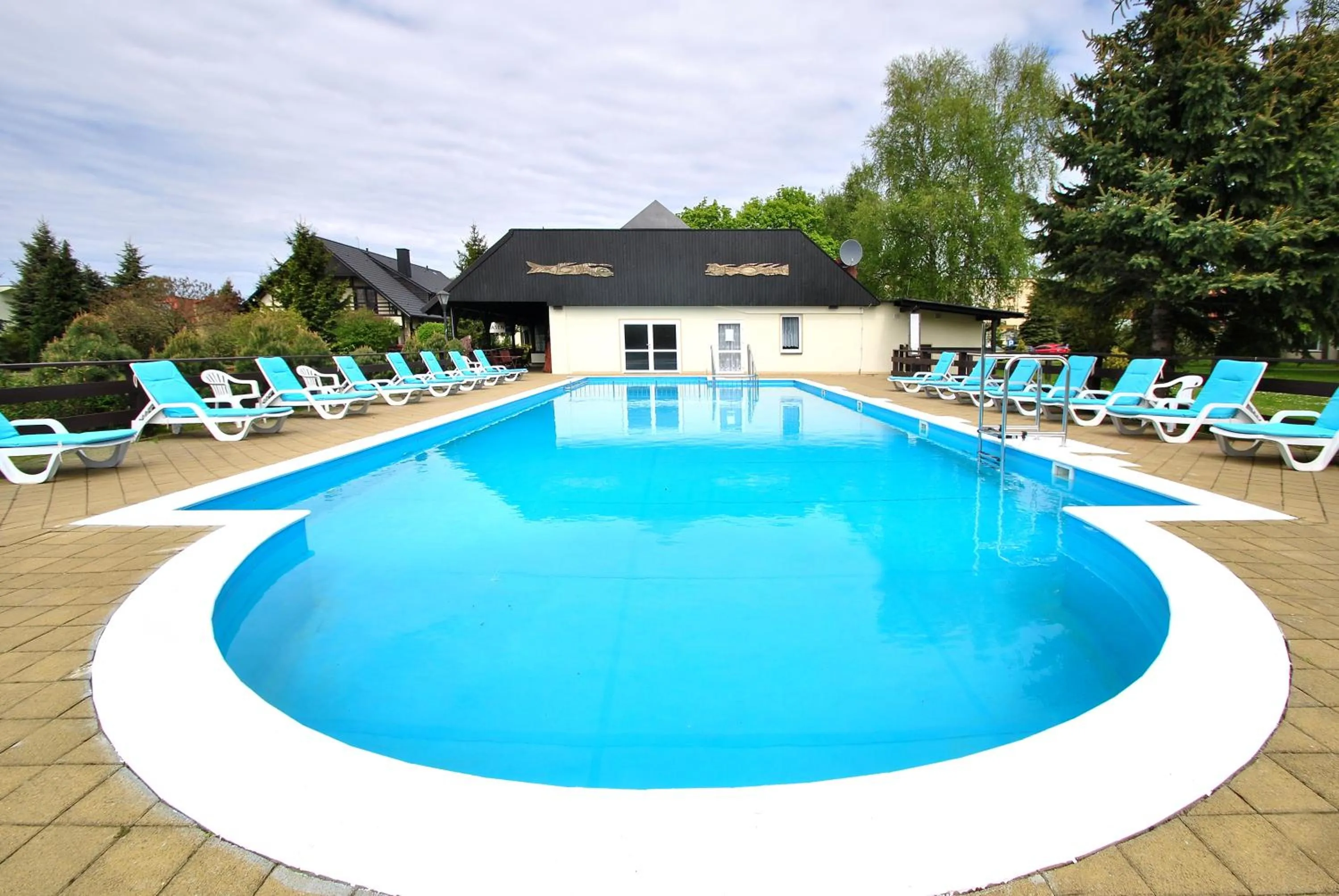 Swimming pool in Lech Resort & Spa
