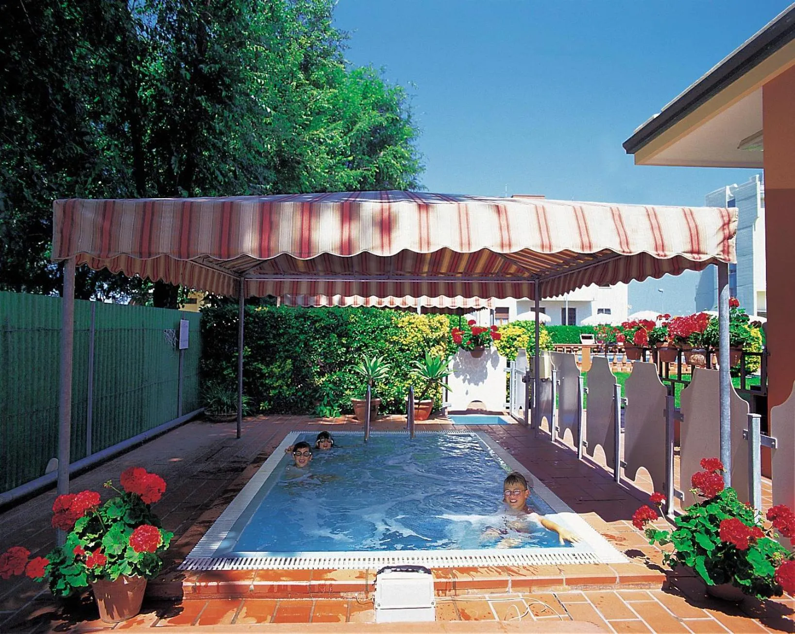 Swimming pool in Hotel Apollo