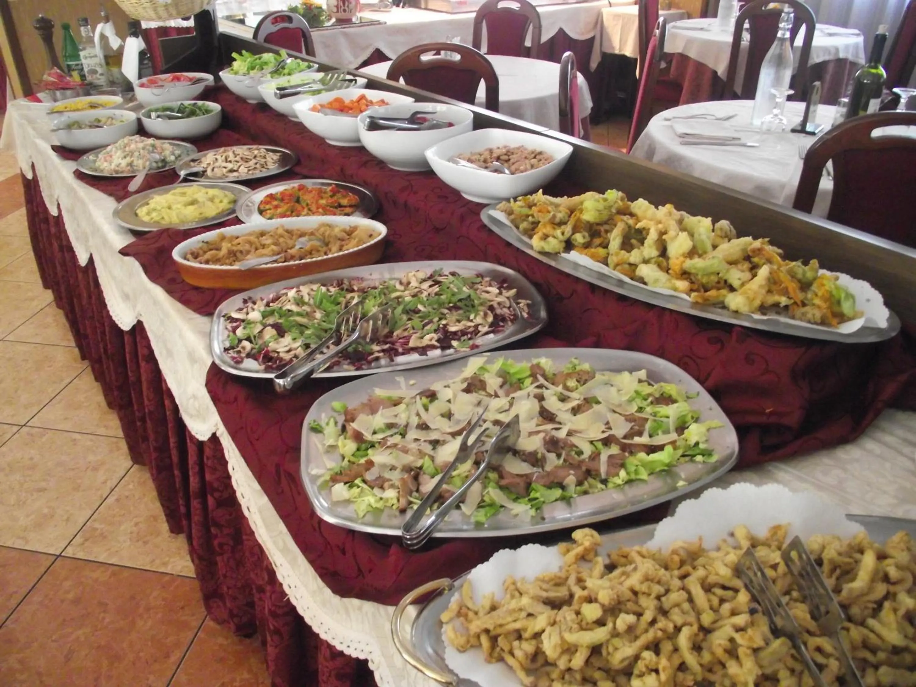 Lunch in Hotel Apollo