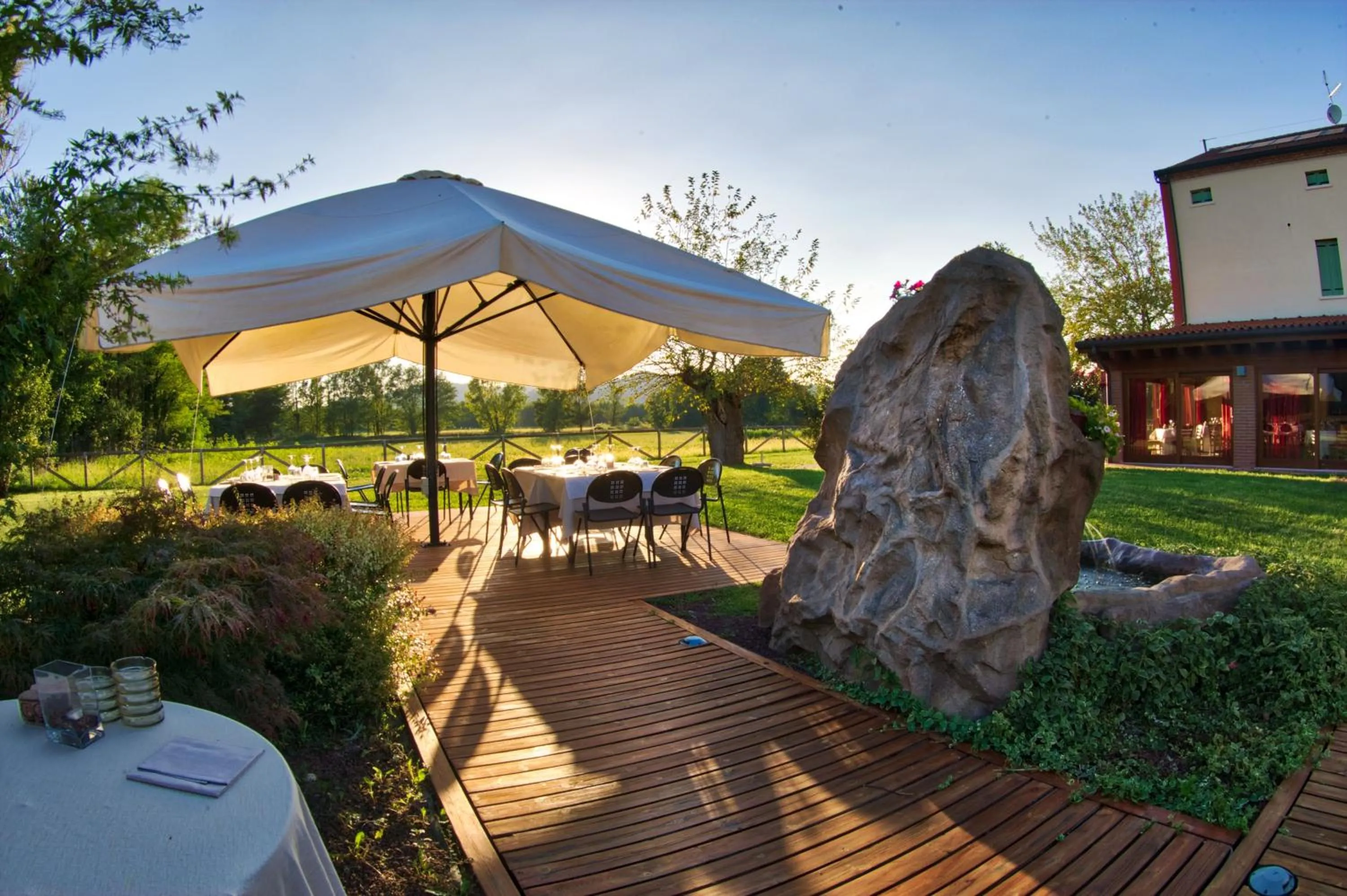 Inner courtyard view in Locanda Veneta