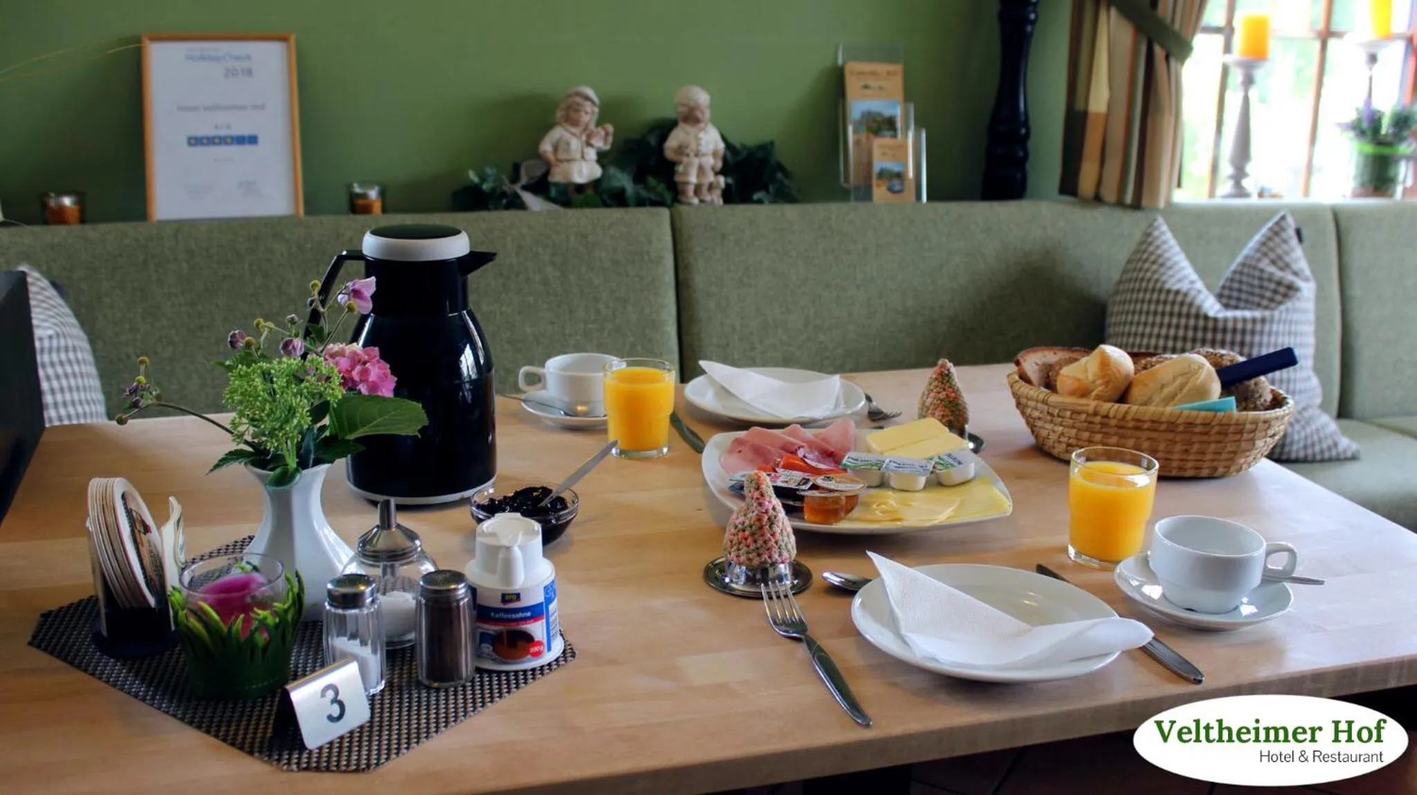 Breakfast in Landgasthaus Veltheimer Hof