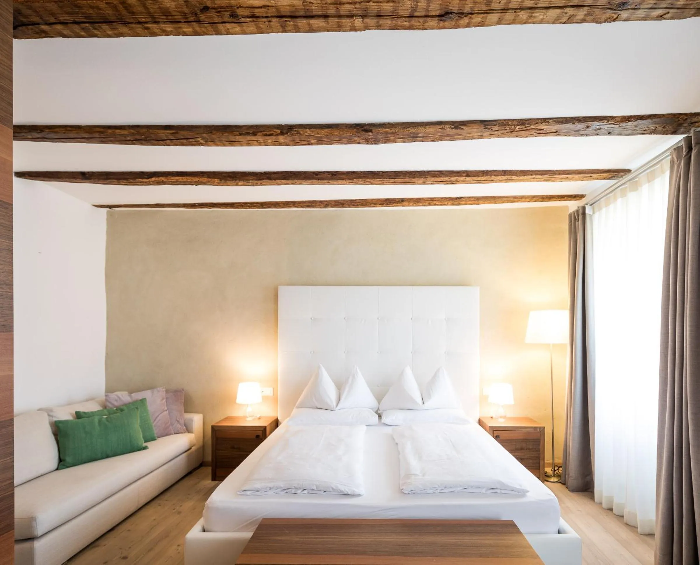 Photo of the whole room, Bed in Boutique Hotel Zum Rosenbaum