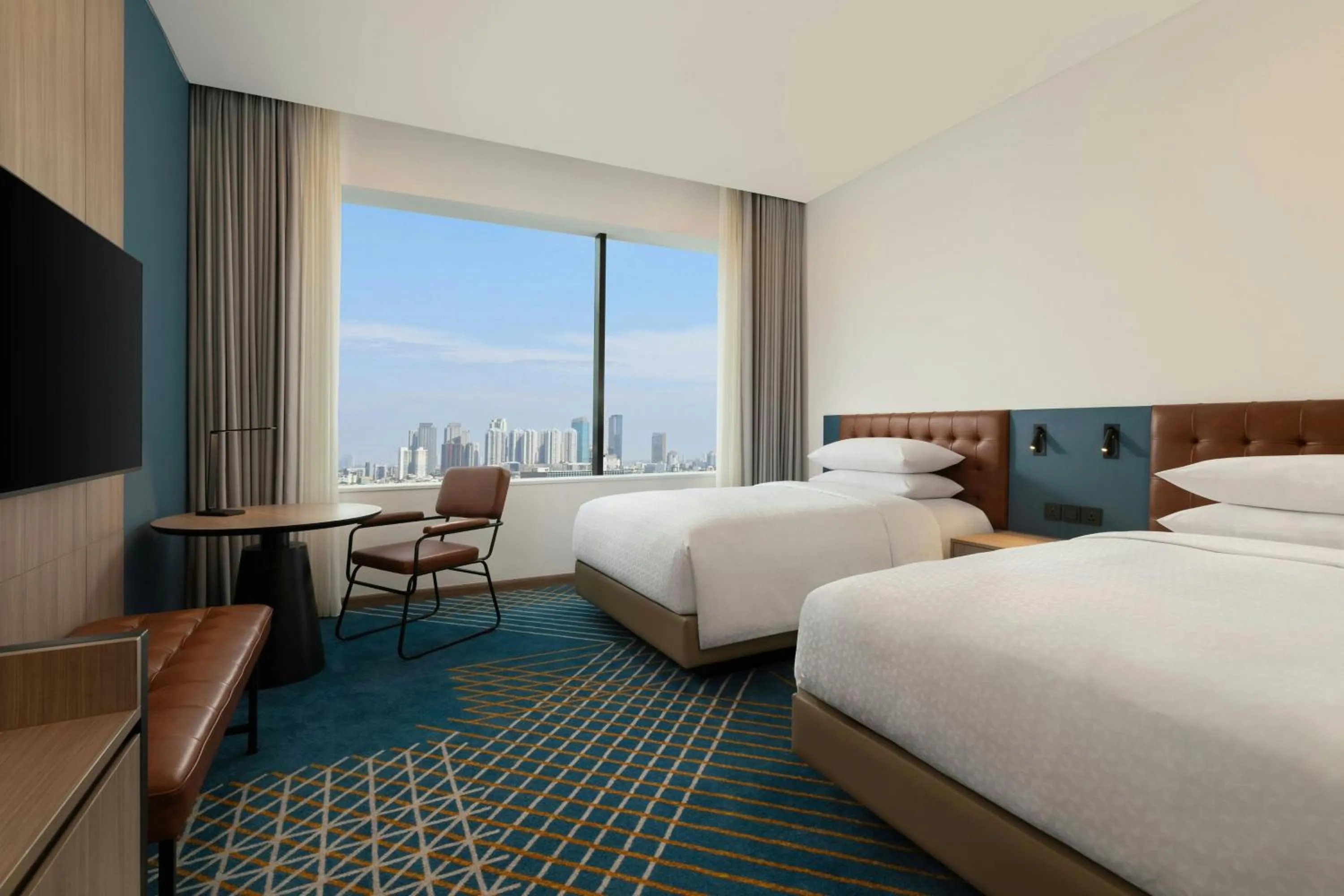 Photo of the whole room, Bed in Four Points by Sheraton Jakarta Thamrin