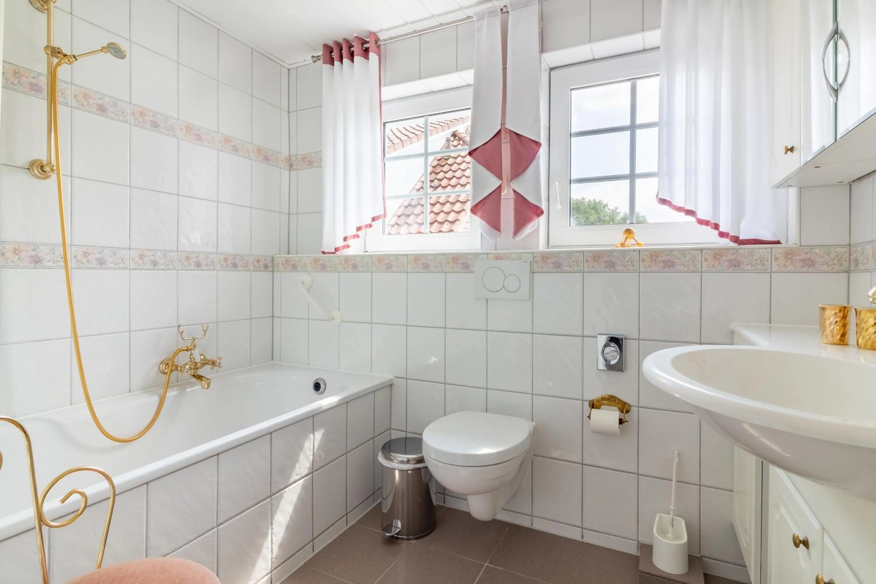 Bathroom in Landhaus-Altebrücke