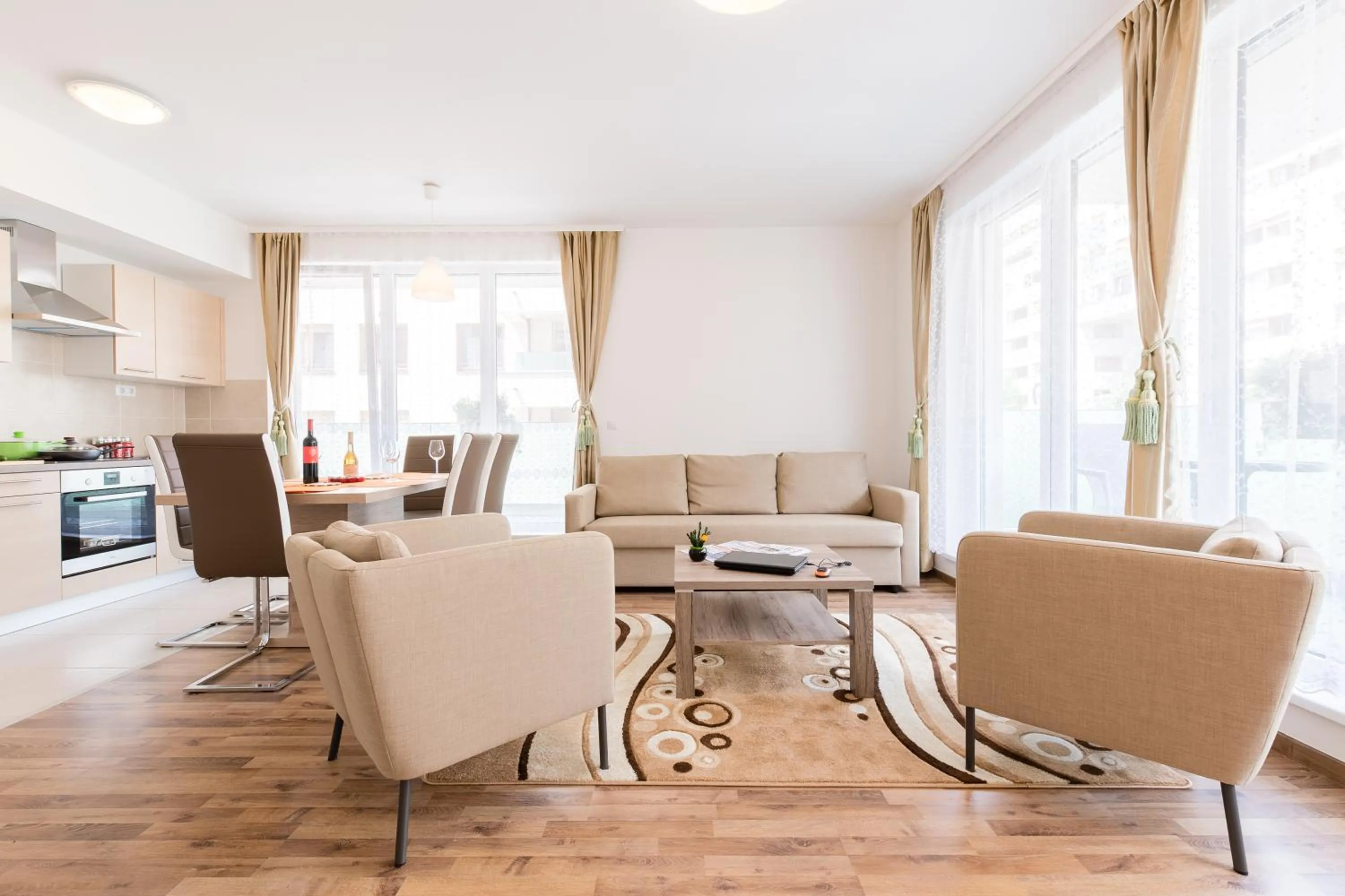 Kitchen or kitchenette in Corvin holiday Apartments hotel