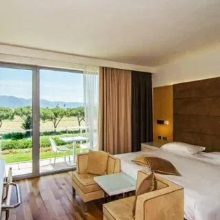 Bedroom in Hotel Pisa Tower Plaza