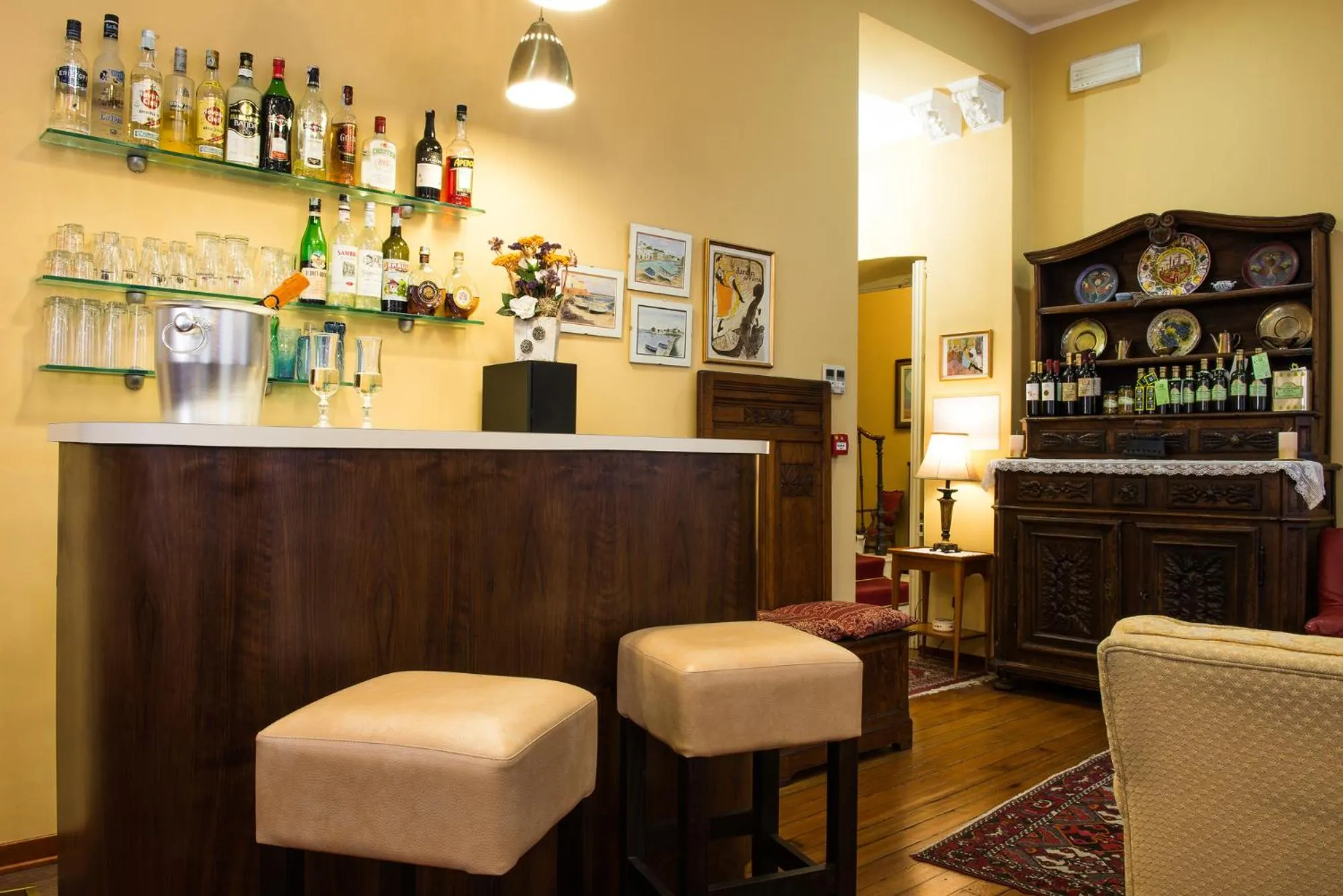 Lounge or bar in Hotel Belle Epoque