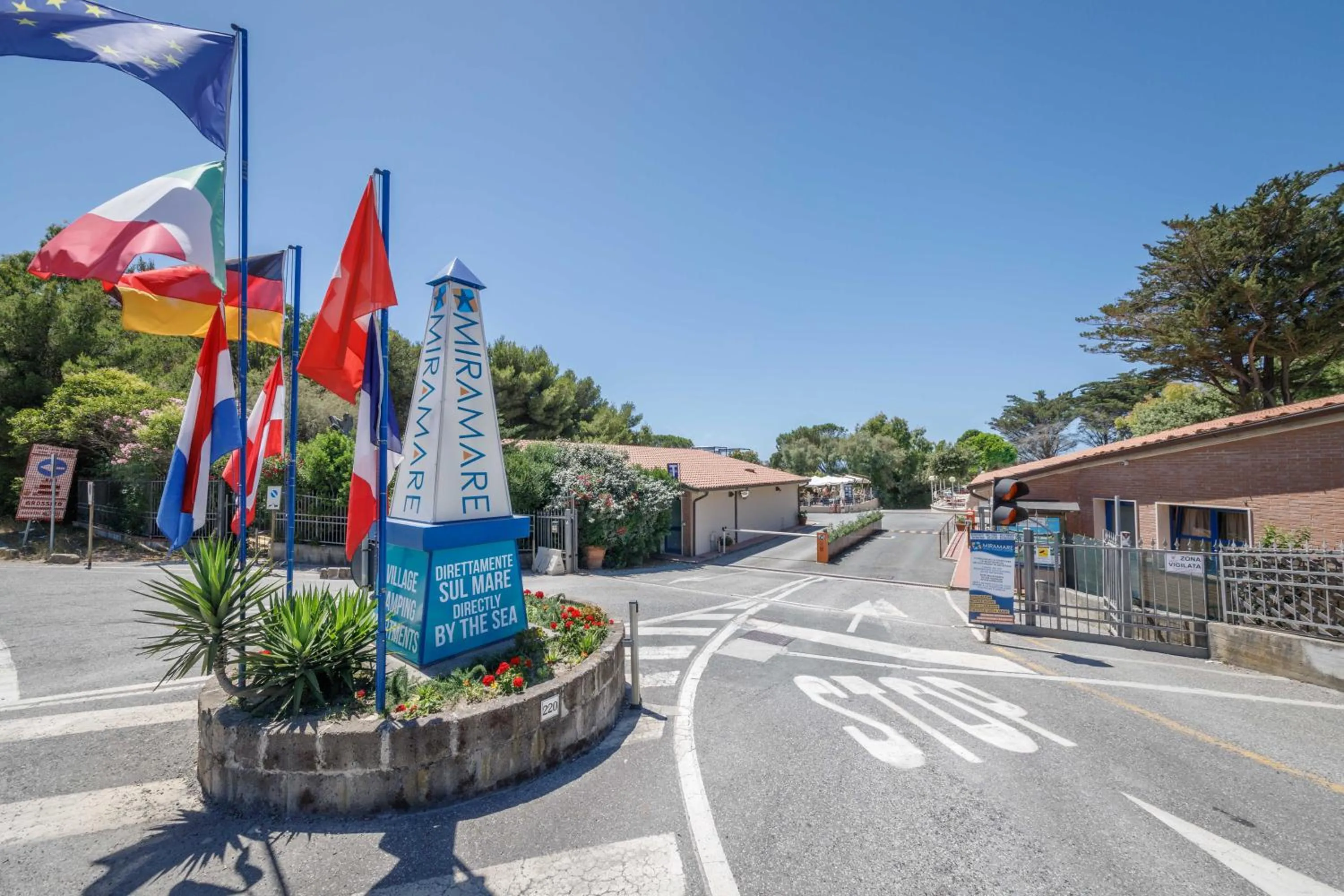 Property building in Villaggio Miramare