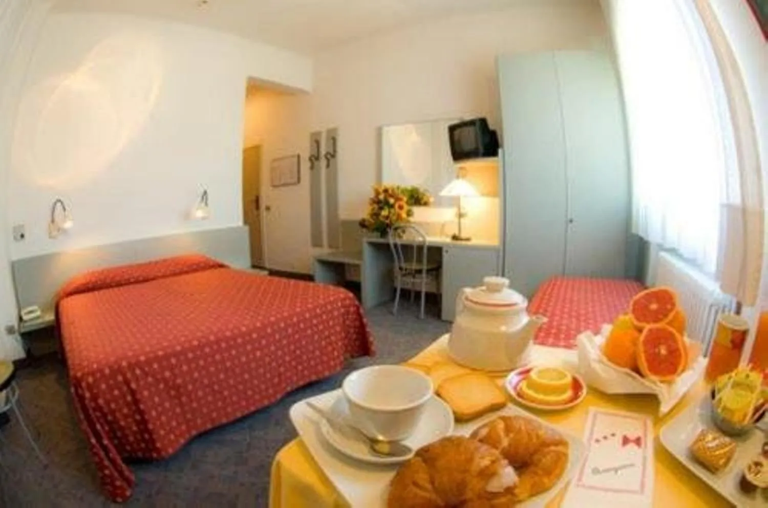 Photo of the whole room, Bed in Hotel Milano