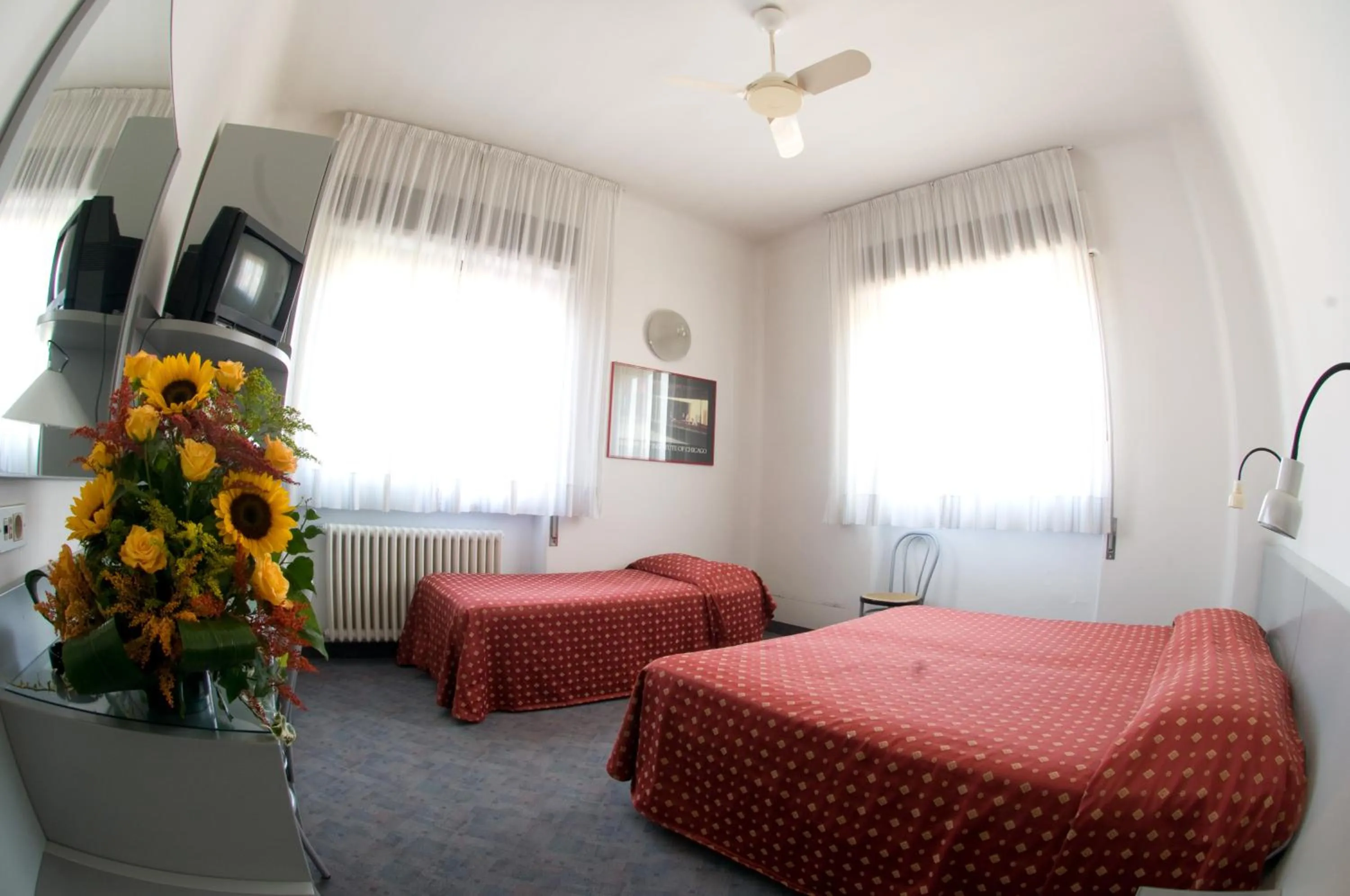 Photo of the whole room, Bed in Hotel Milano