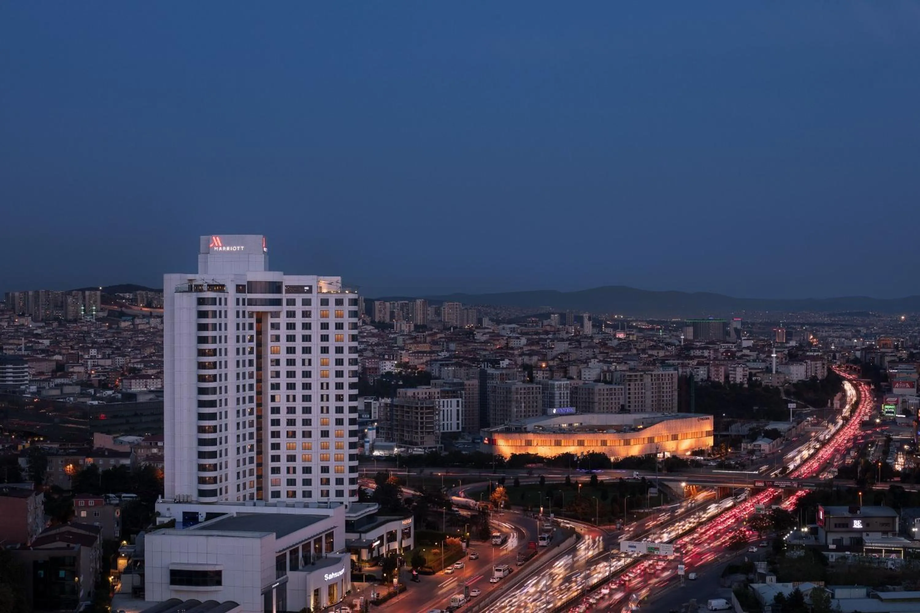 Property building in Istanbul Marriott Hotel Pendik