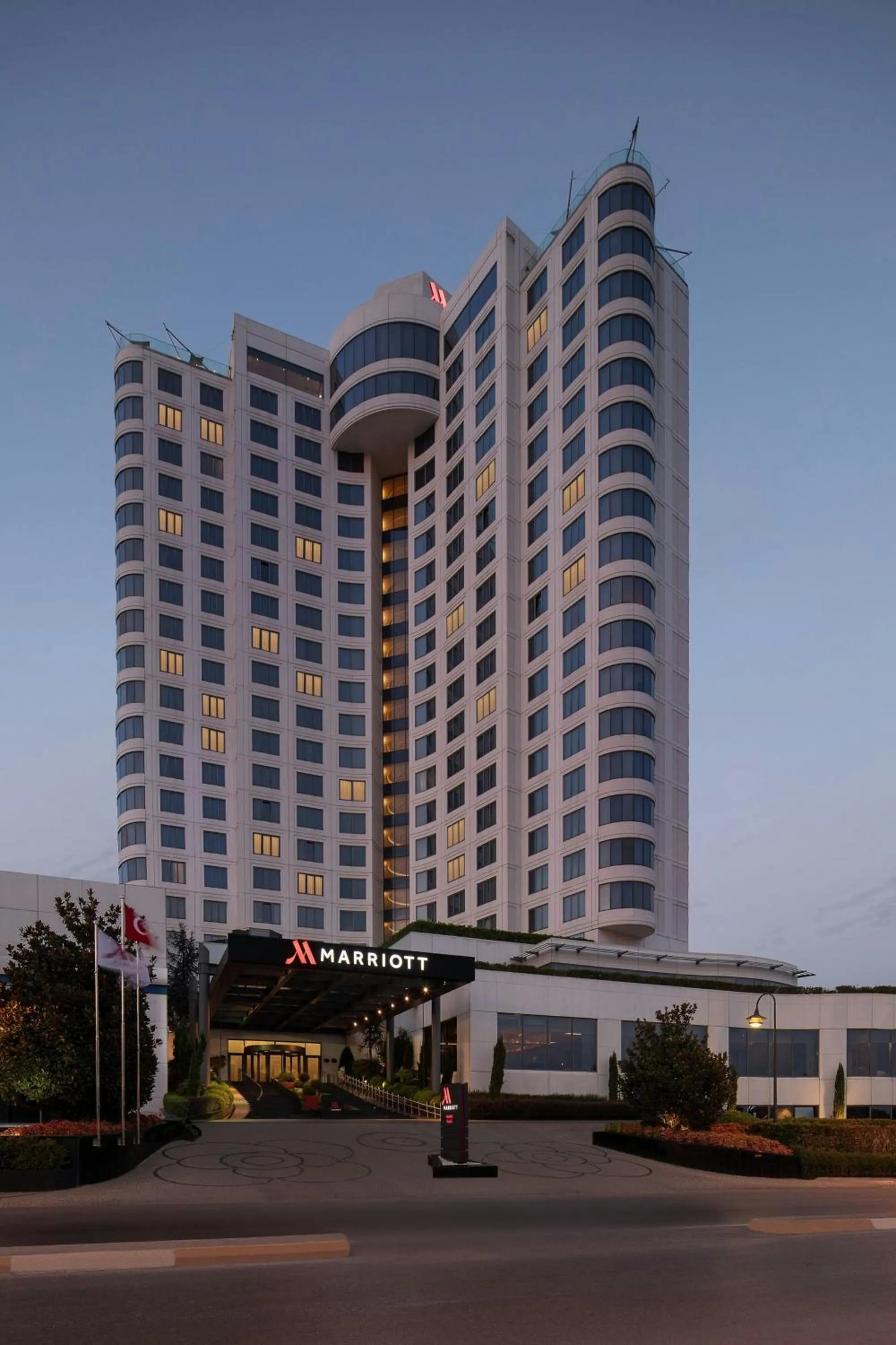 Property building in Istanbul Marriott Hotel Pendik