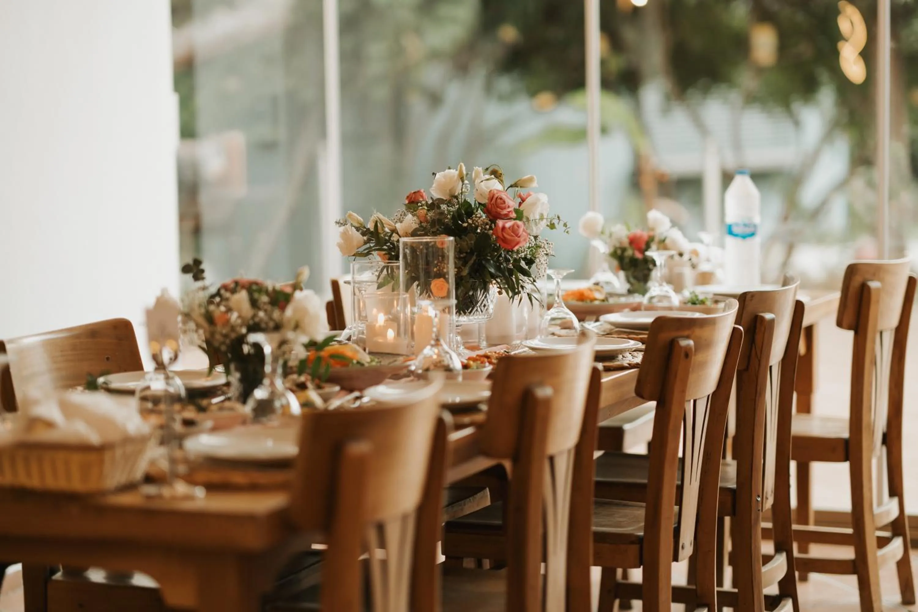 Restaurant/places to eat in Flora Hotel