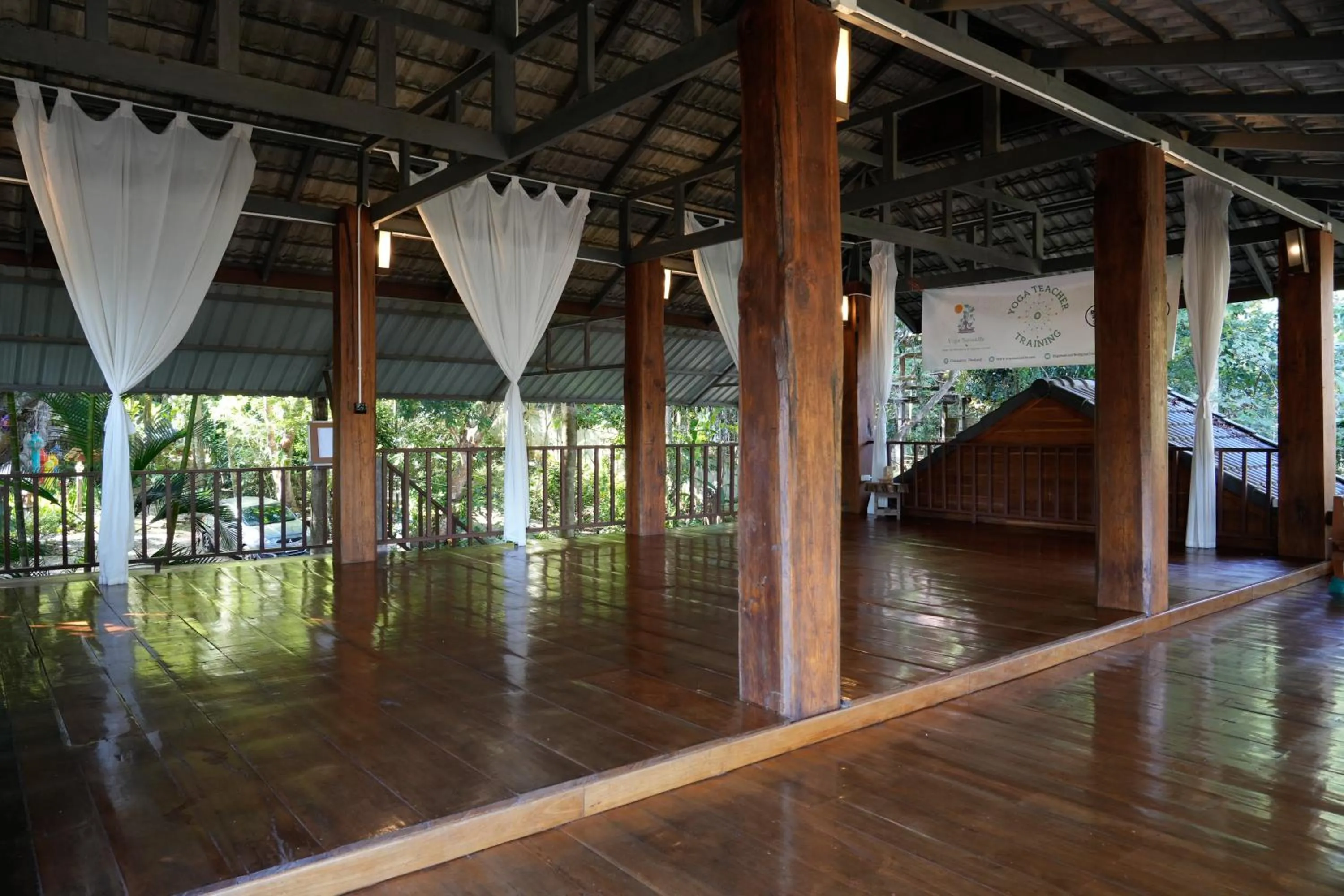 Property building in Maewin Resort