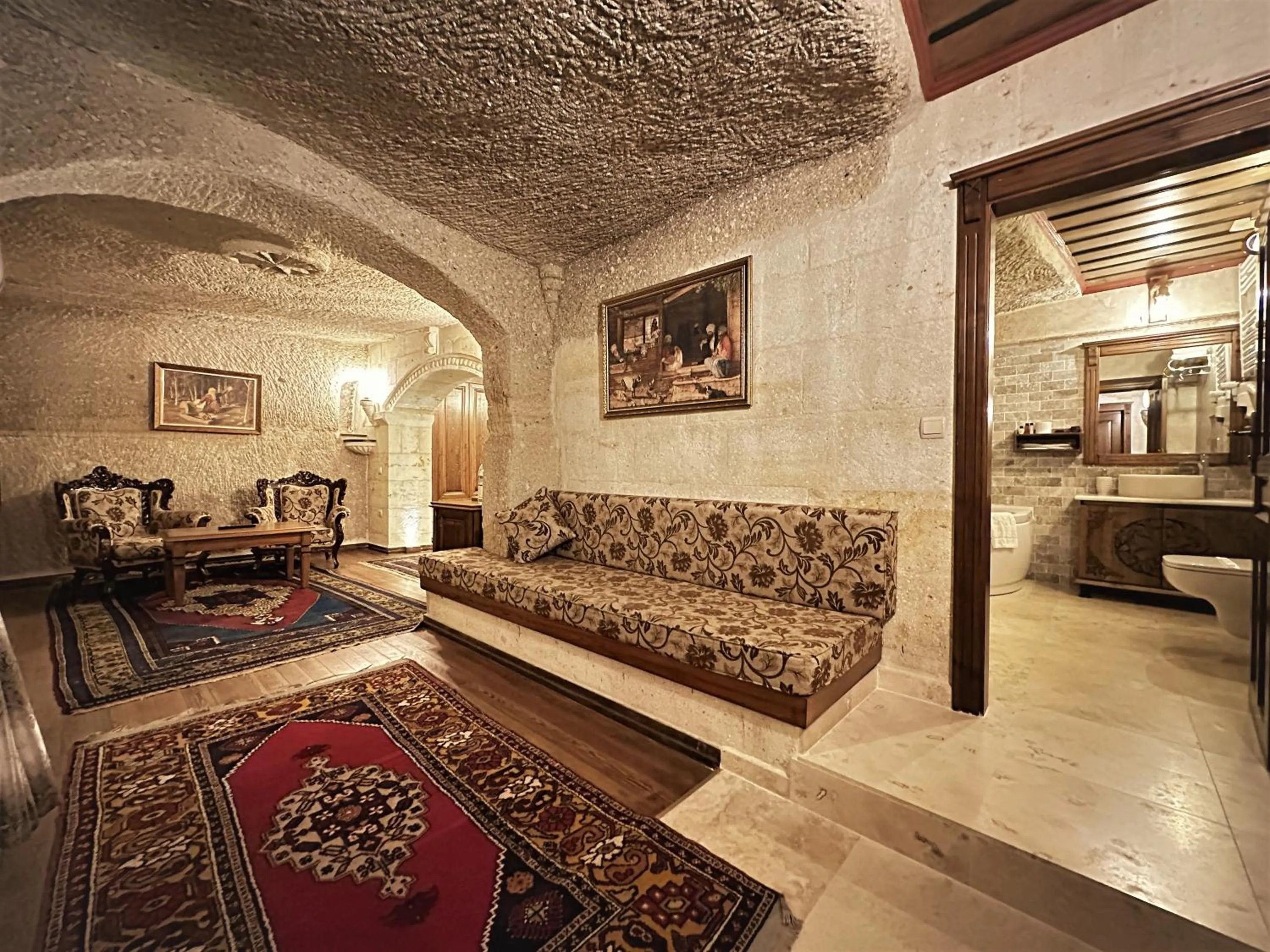 Massage in Stone House Cave Hotel