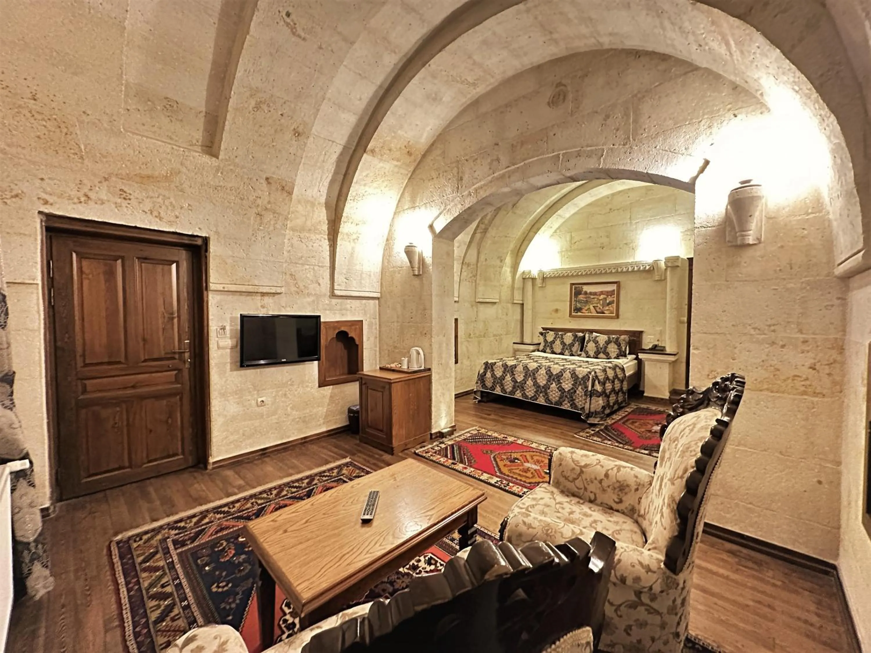 Massage, Bed in Stone House Cave Hotel