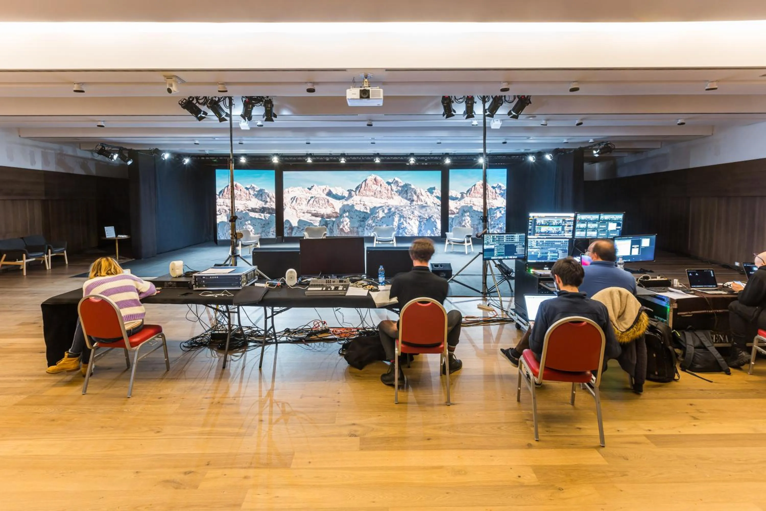 Meeting/conference room in Grand Hotel Savoia Cortina d'Ampezzo, A Radisson Collection Hotel
